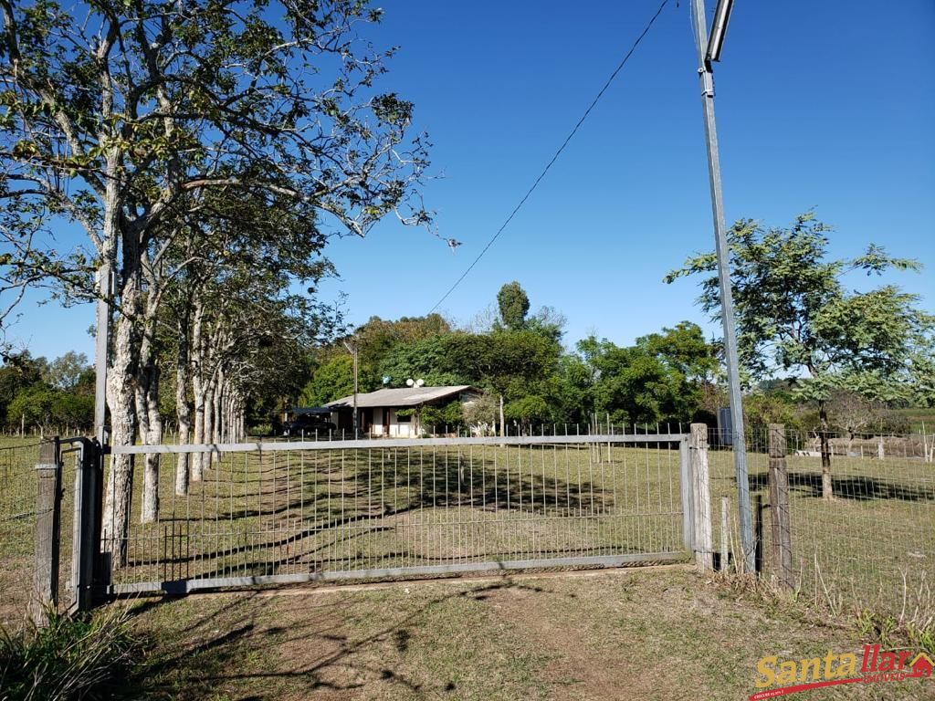 Fazenda à venda com 3 quartos, 130m² - Foto 3