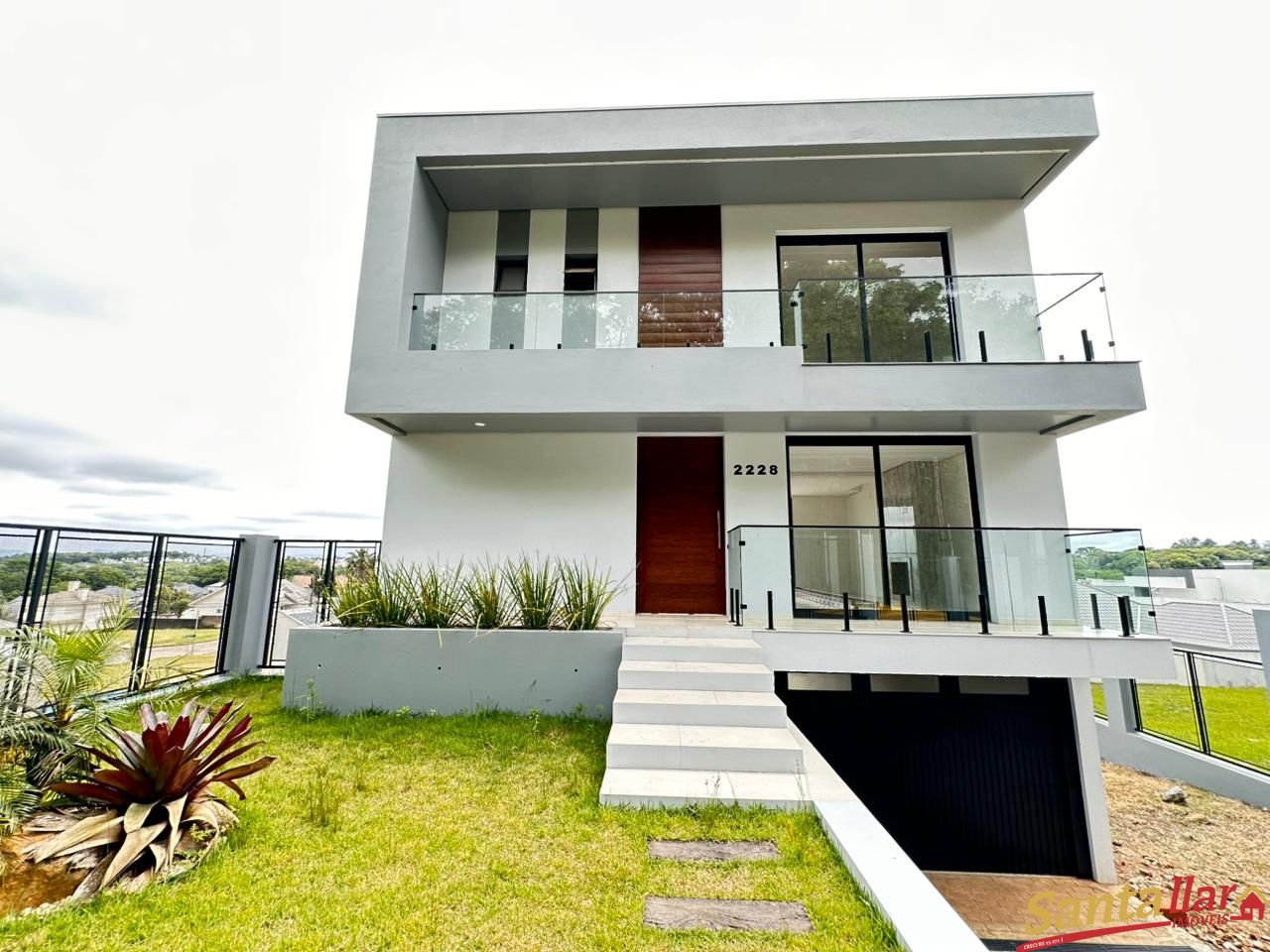 Casa com 3 Dormitórios à venda, 235 m² por R$ 1.100.000,00 Casa com 3 Dormitórios à venda, 235 m² por R$ 1.100.000,00