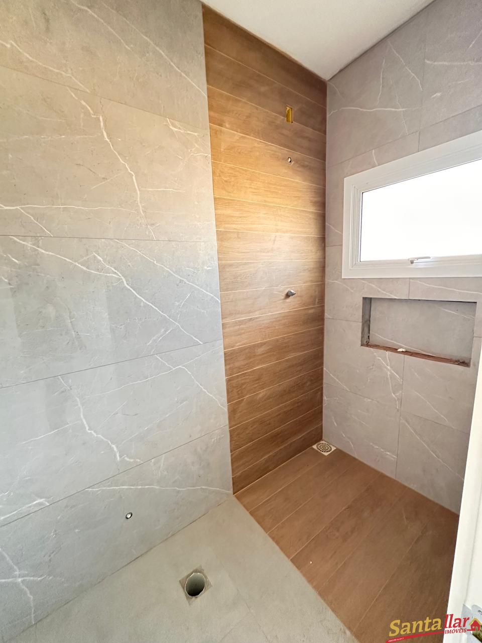 Casa com 3 Dormitórios à venda, 135 m² por R$ 657.000,00 Casa com 3 Dormitórios à venda, 135 m² por R$ 657.000,00