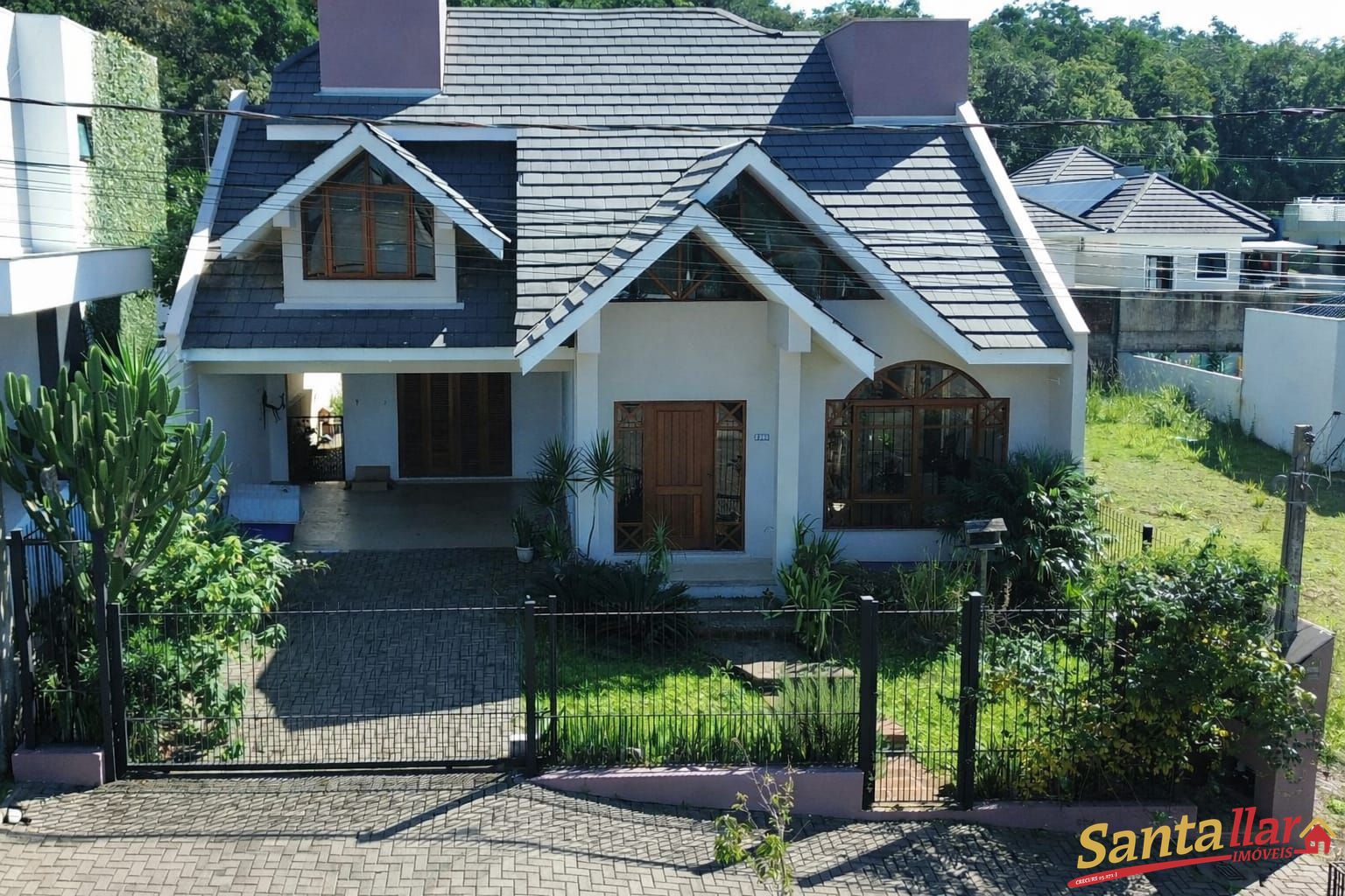 Casa, 3 quartos, 210 m² - Foto 1