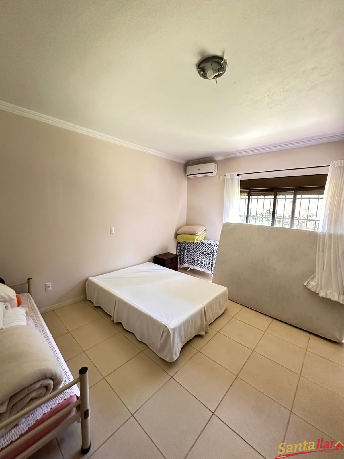 Chácara à venda com 4 quartos, 300m² - Foto 16