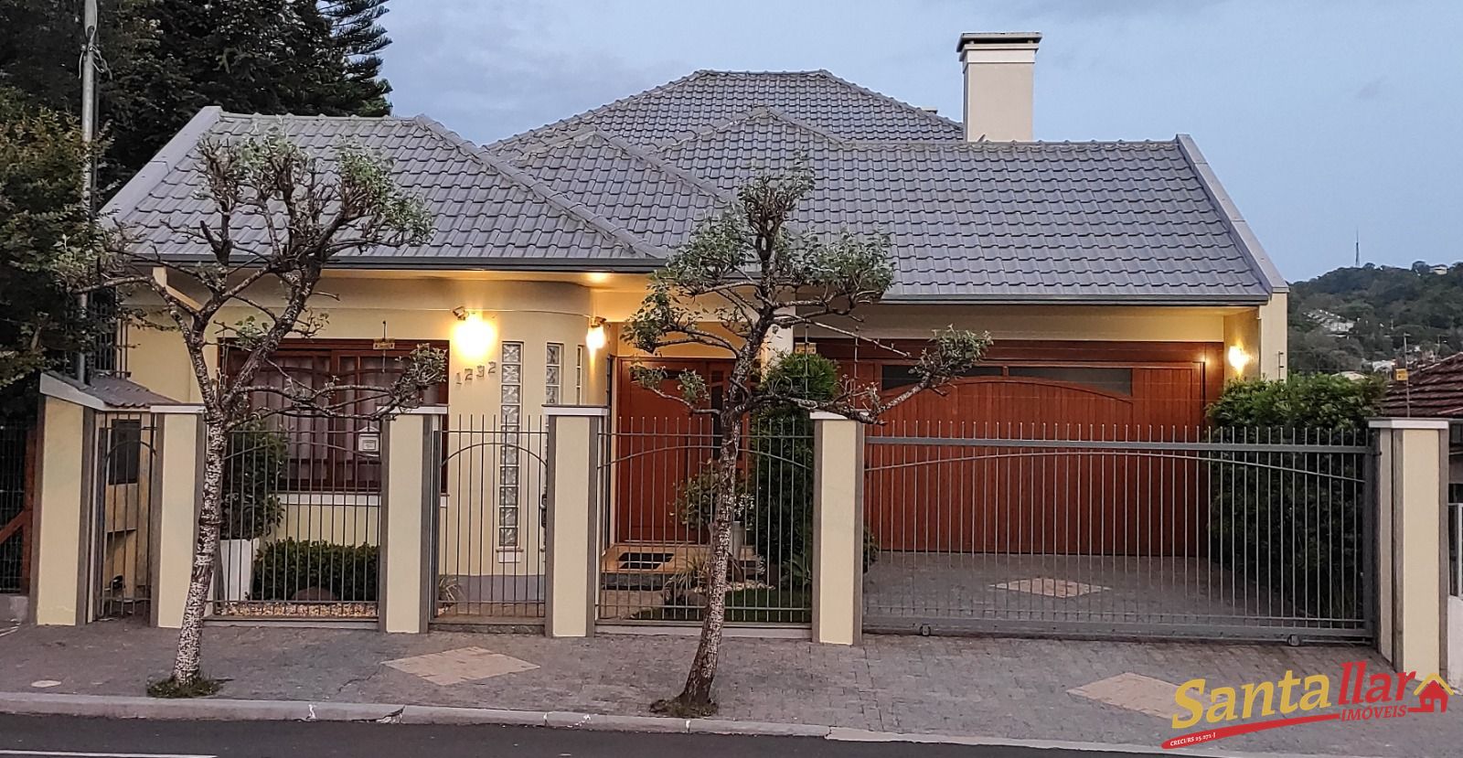 Casa, 3 quartos, 290 m² - Foto 1