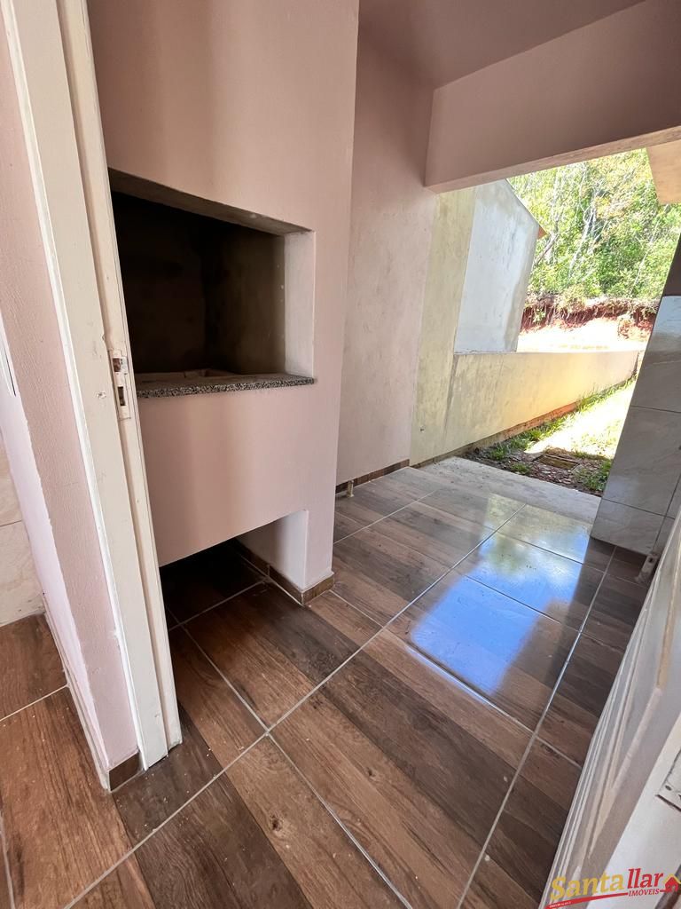 Casa à venda com 2 quartos, 70m² - Foto 5