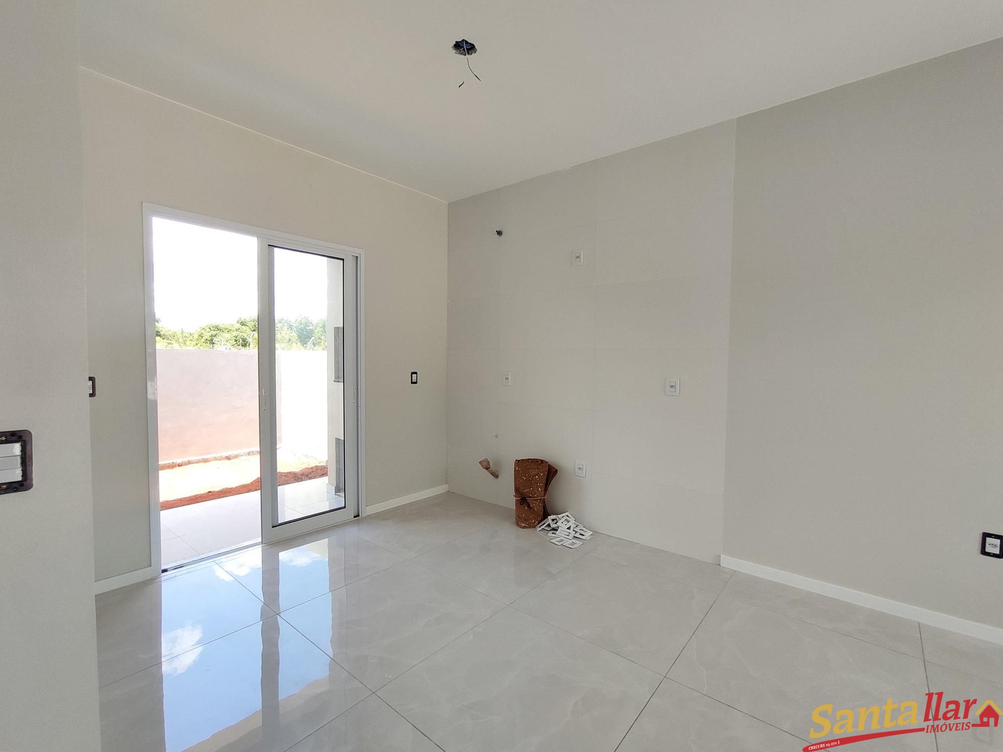 Casa à venda com 2 quartos, 51m² - Foto 4