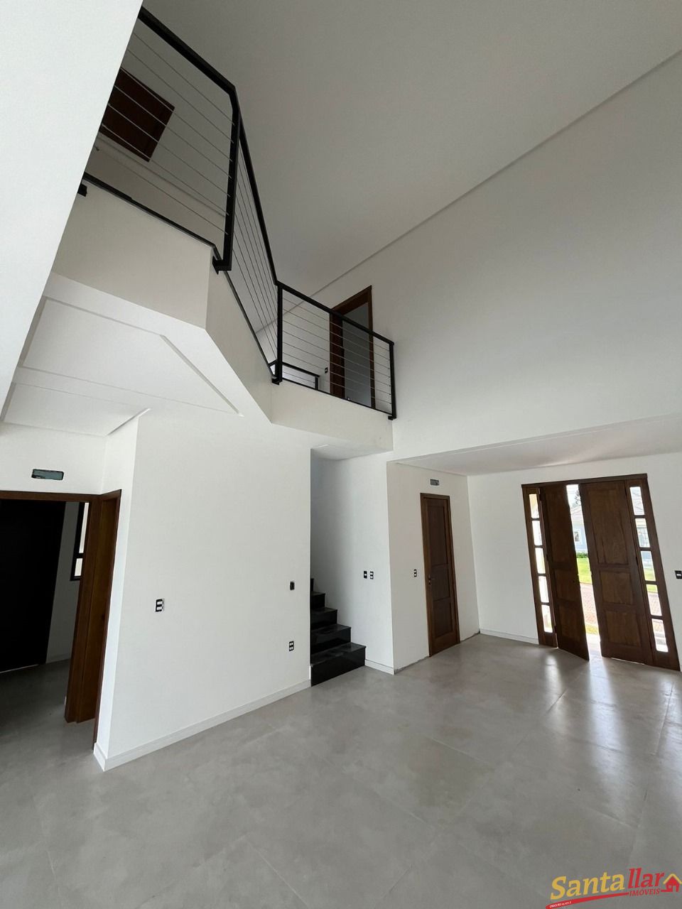 Casa à venda com 3 quartos, 314m² - Foto 4