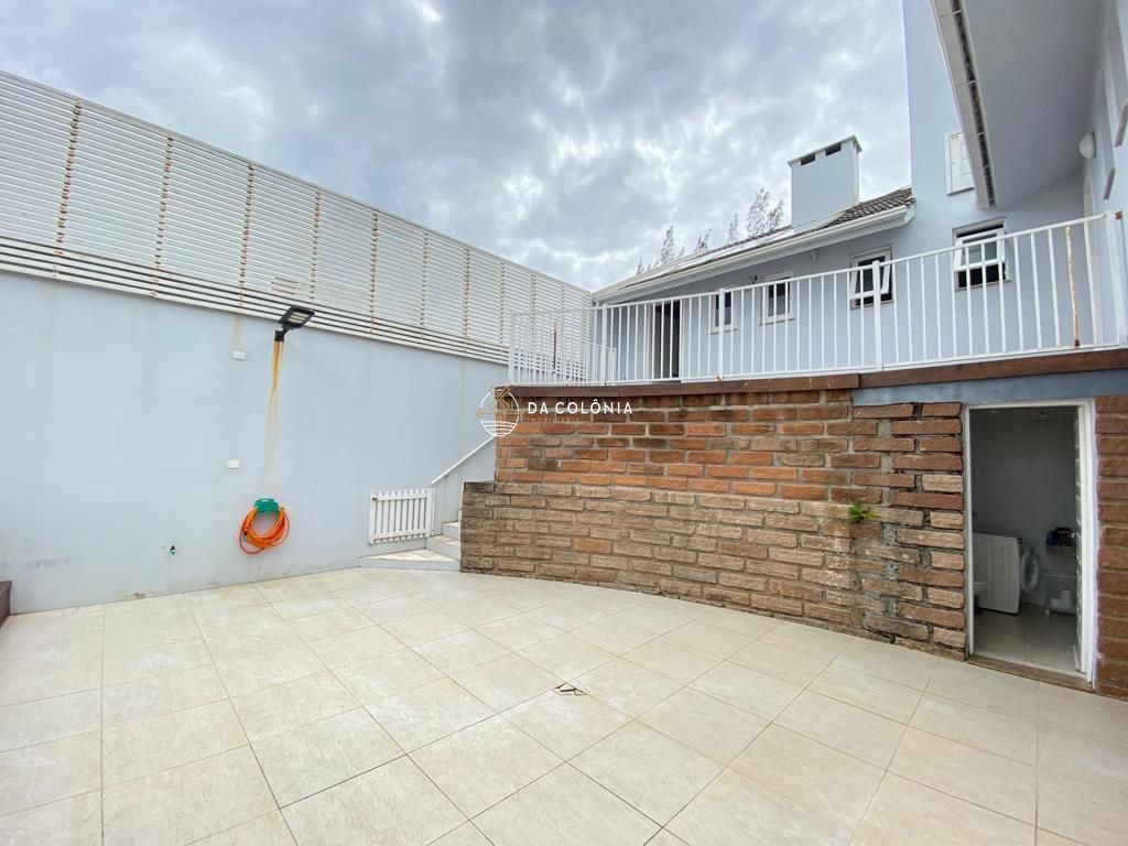 Casa à venda com 4 quartos, 240m² - Foto 22