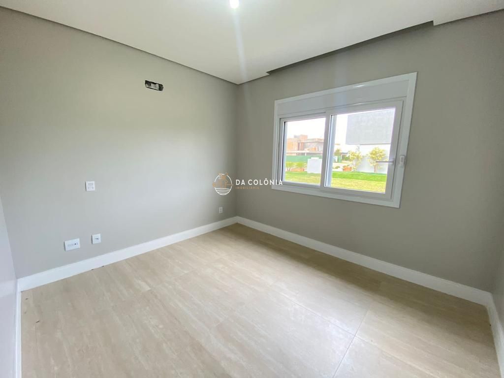 Casa de Condomínio à venda com 3 quartos, 220m² - Foto 13