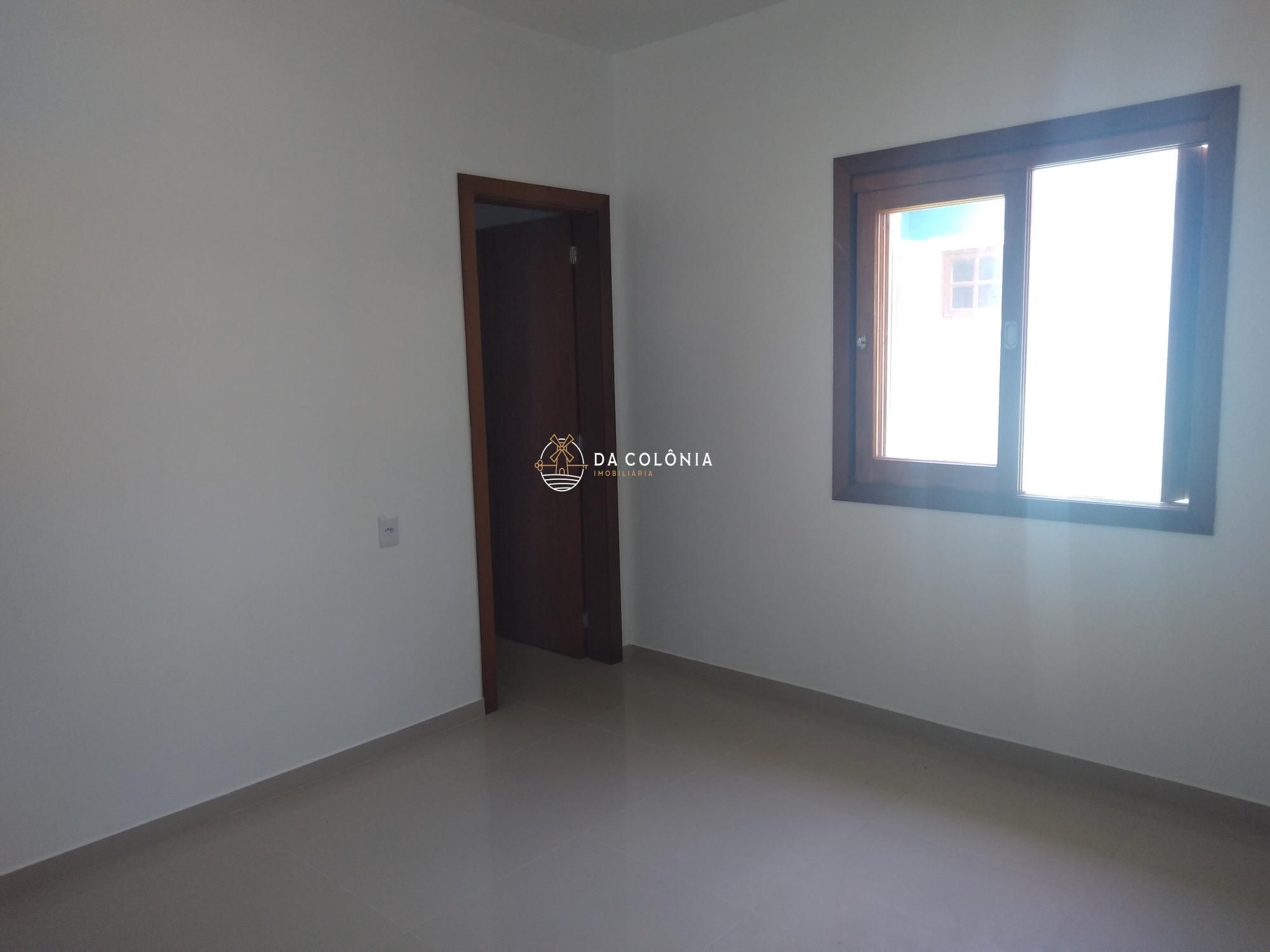 Casa à venda com 3 quartos, 108m² - Foto 3