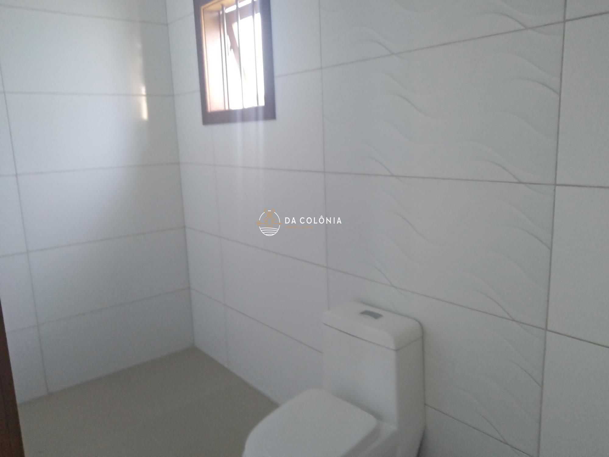 Casa à venda com 3 quartos, 108m² - Foto 2