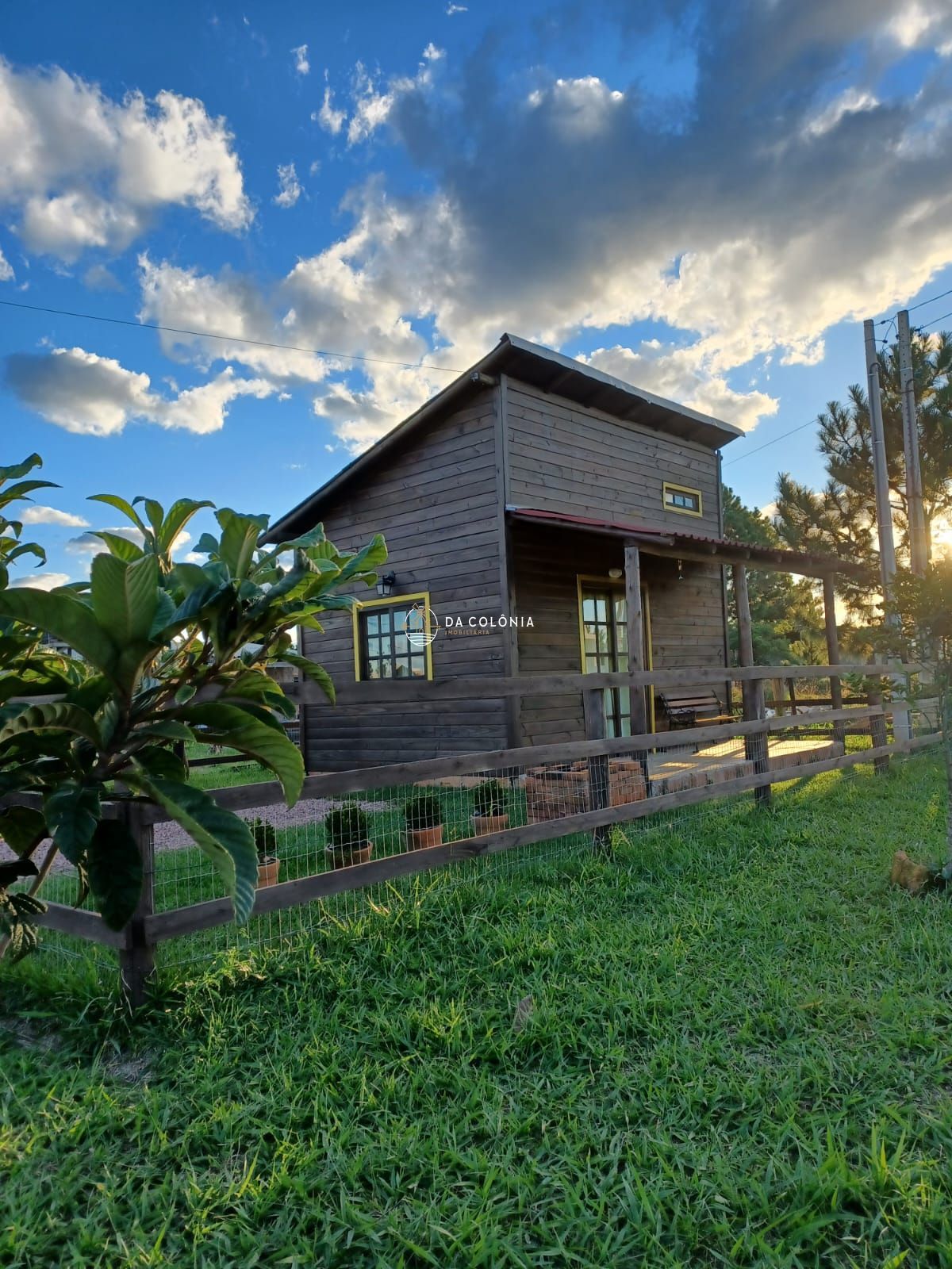 Casa à venda com 1 quarto, 300m² - Foto 1