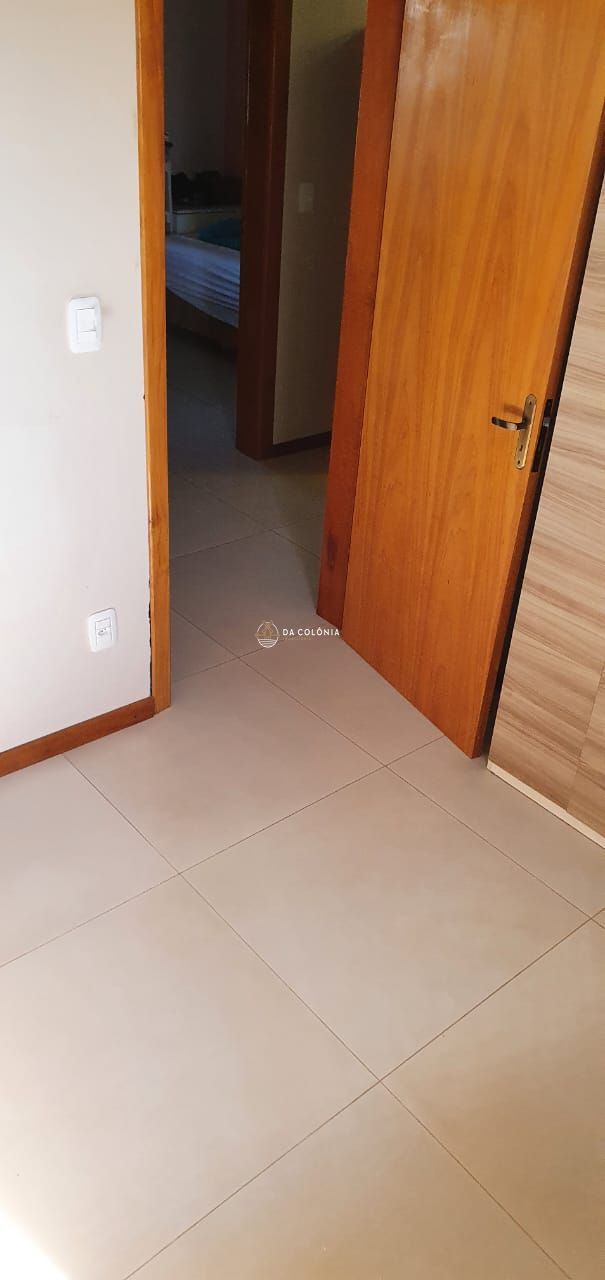 Casa à venda com 3 quartos, 130m² - Foto 4