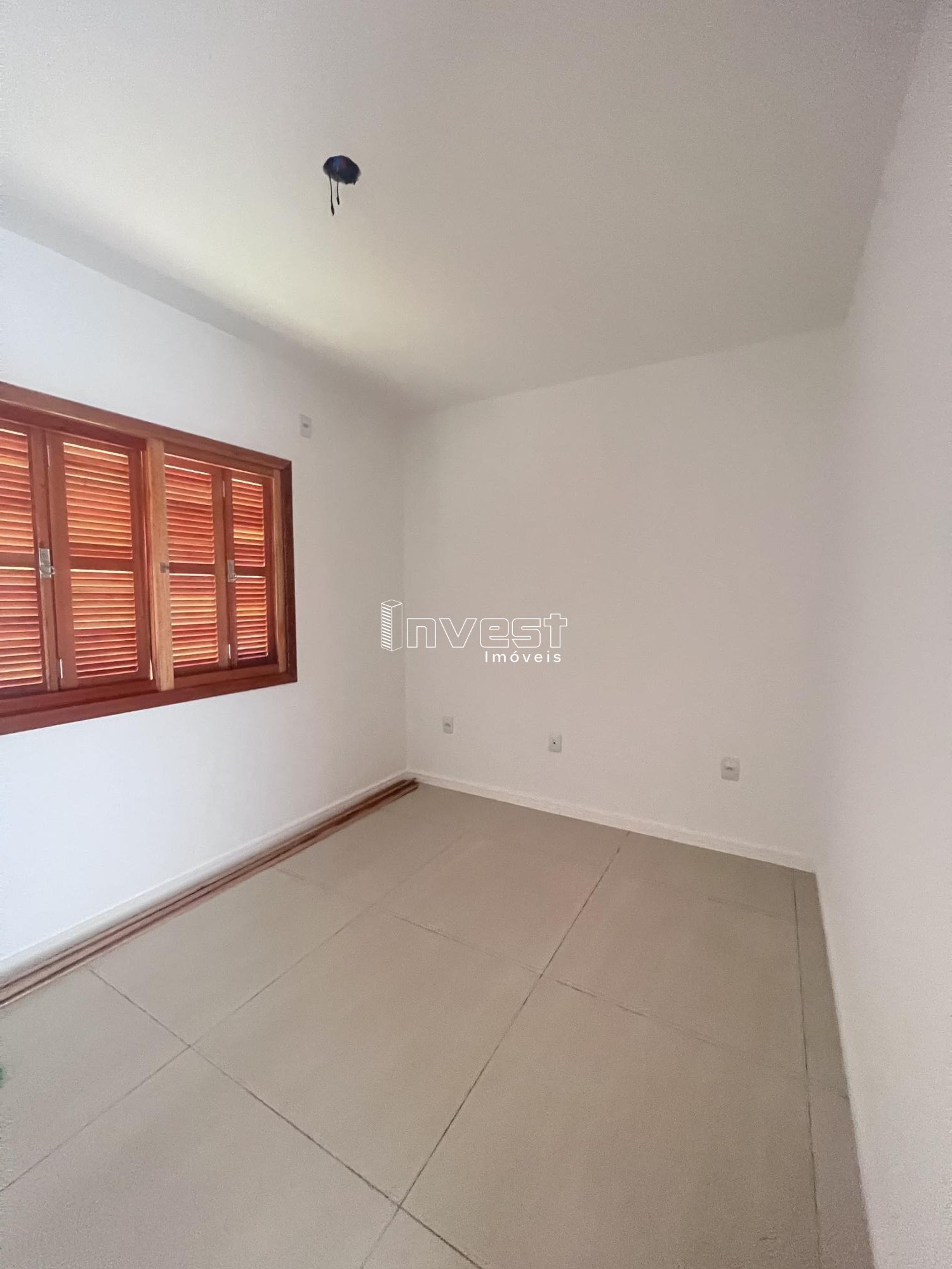 Casa à venda com 2 quartos, 45m² - Foto 13