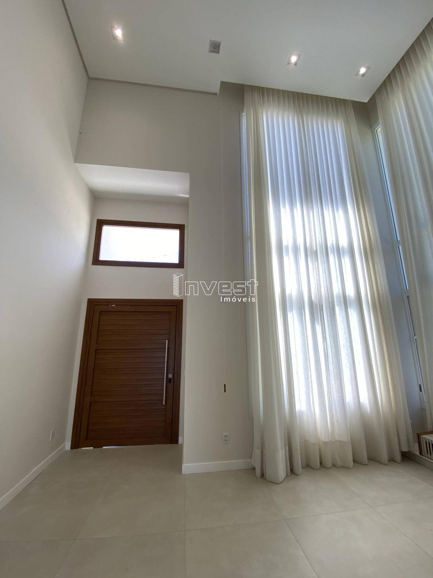 Casa com 3 Dormitórios à venda, 244 m² por R$ 1.300.000,00 Casa com 3 Dormitórios à venda, 244 m² por R$ 1.300.000,00