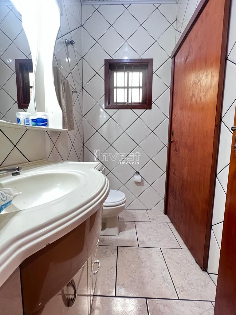 Casa à venda com 3 quartos, 200m² - Foto 14