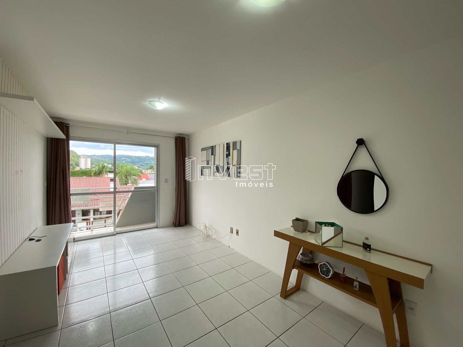 Apartamento à venda com 3 quartos, 77m² - Foto 1