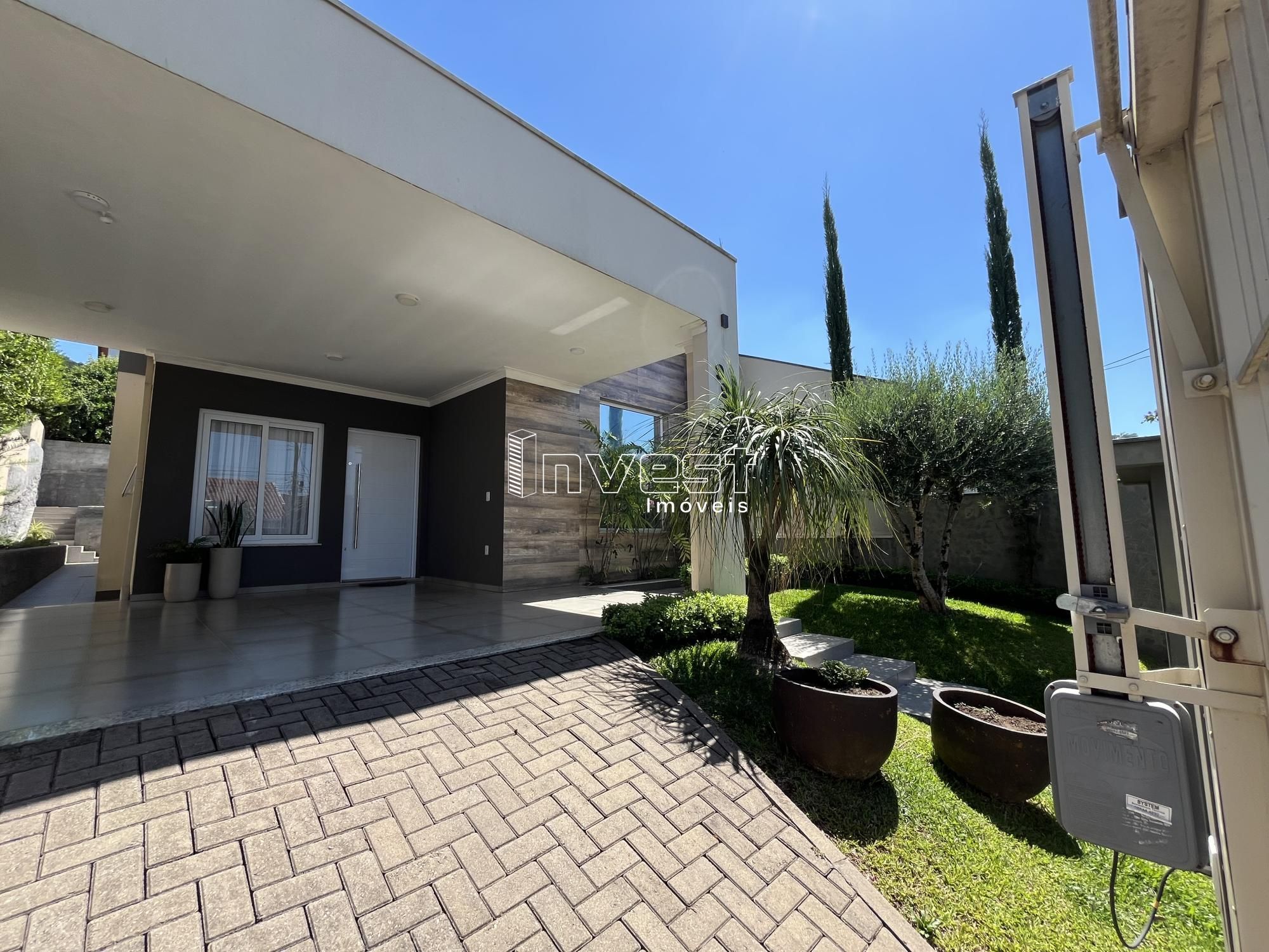 Casa com 3 Dormitórios à venda, 133 m² por R$ 725.000,00 Casa com 3 Dormitórios à venda, 133 m² por R$ 725.000,00