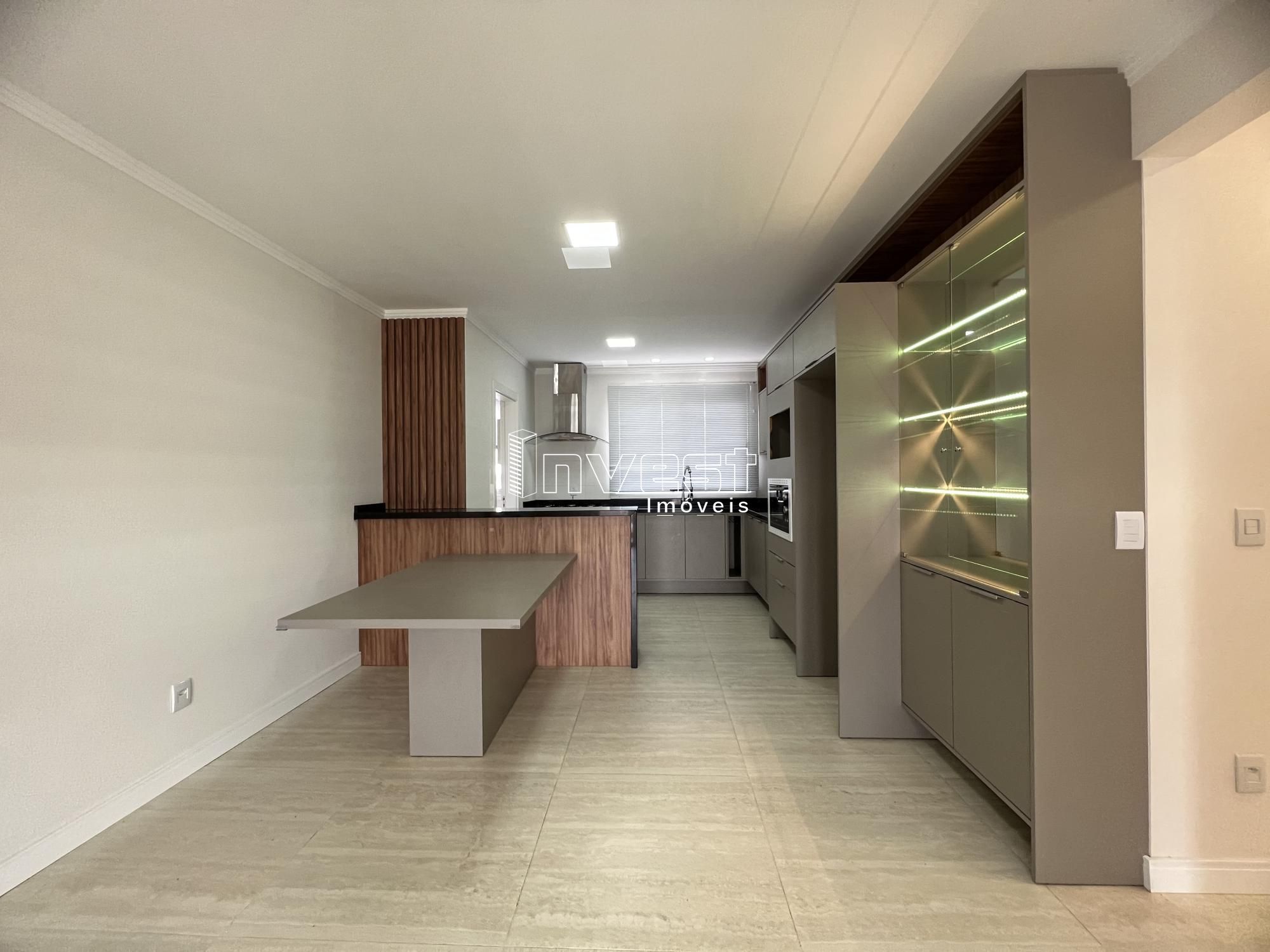 Apartamento à venda com 3 quartos, 159m² - Foto 4