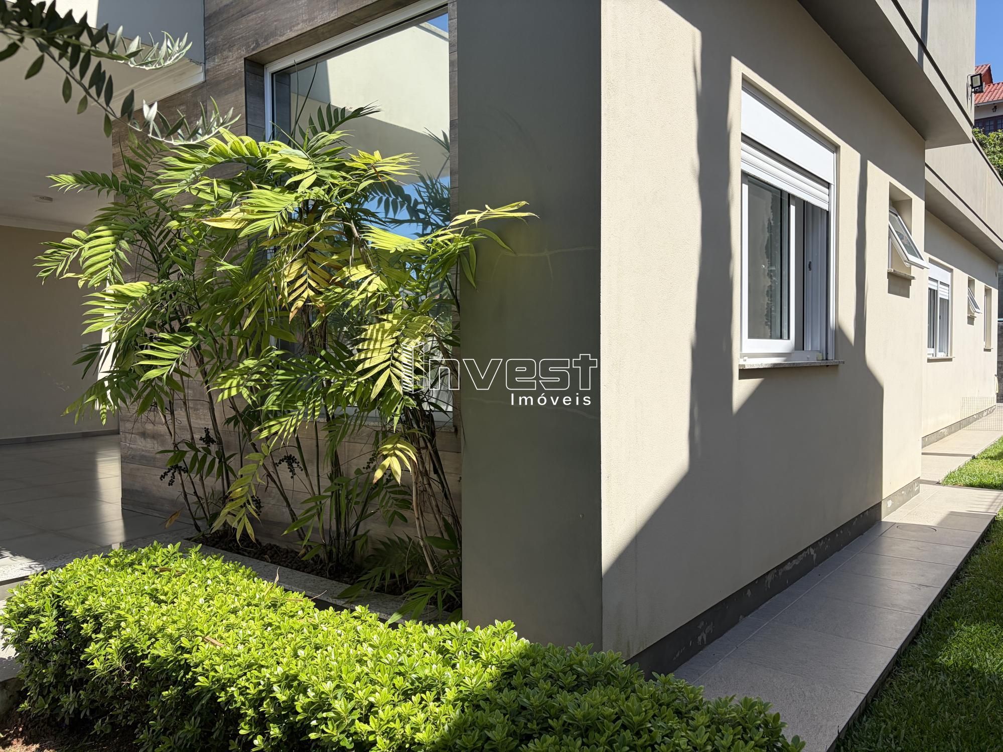 Casa com 3 Dormitórios à venda, 133 m² por R$ 725.000,00 Casa com 3 Dormitórios à venda, 133 m² por R$ 725.000,00