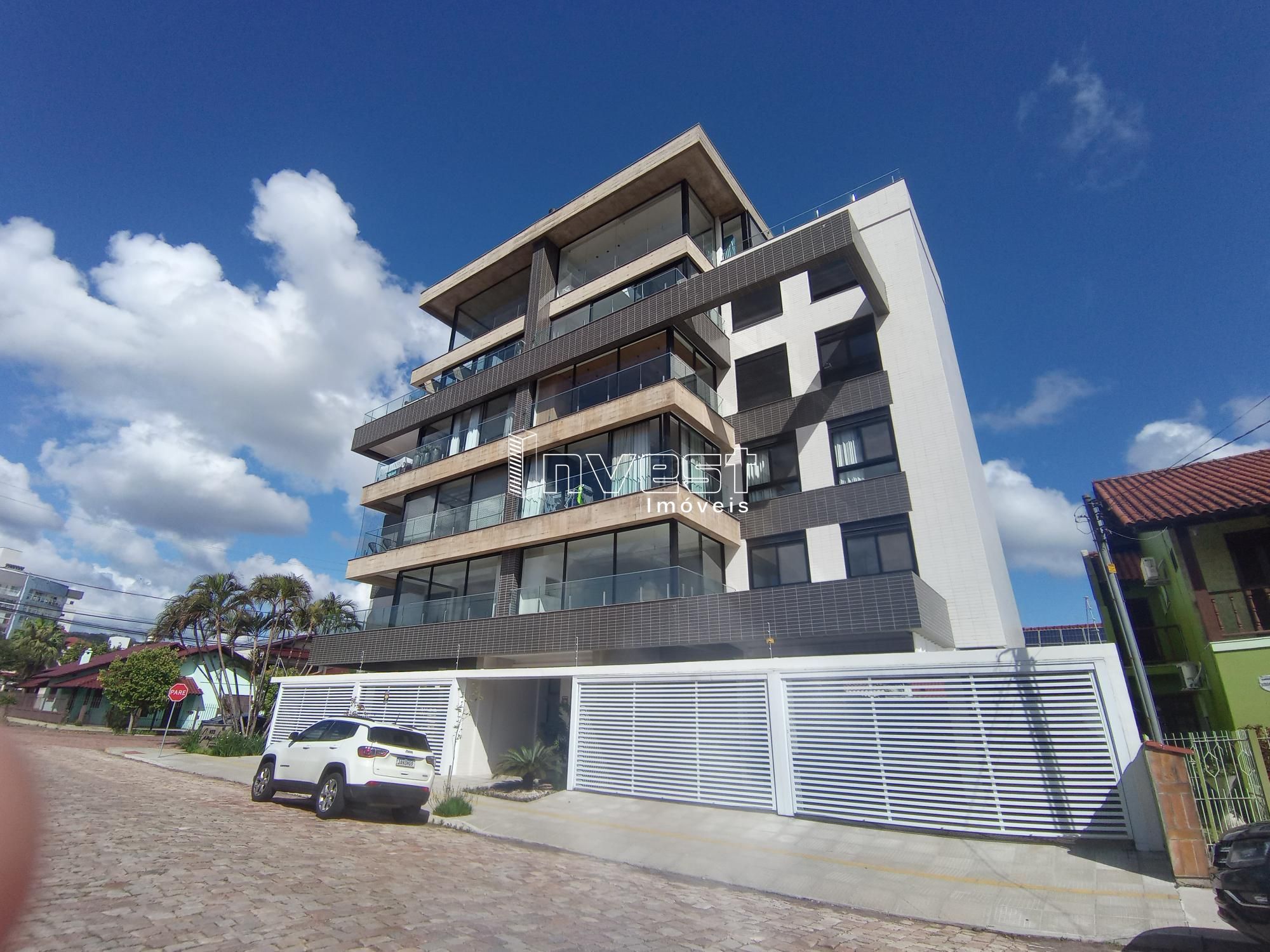 Apartamento à venda com 3 quartos, 109m² - Foto 4