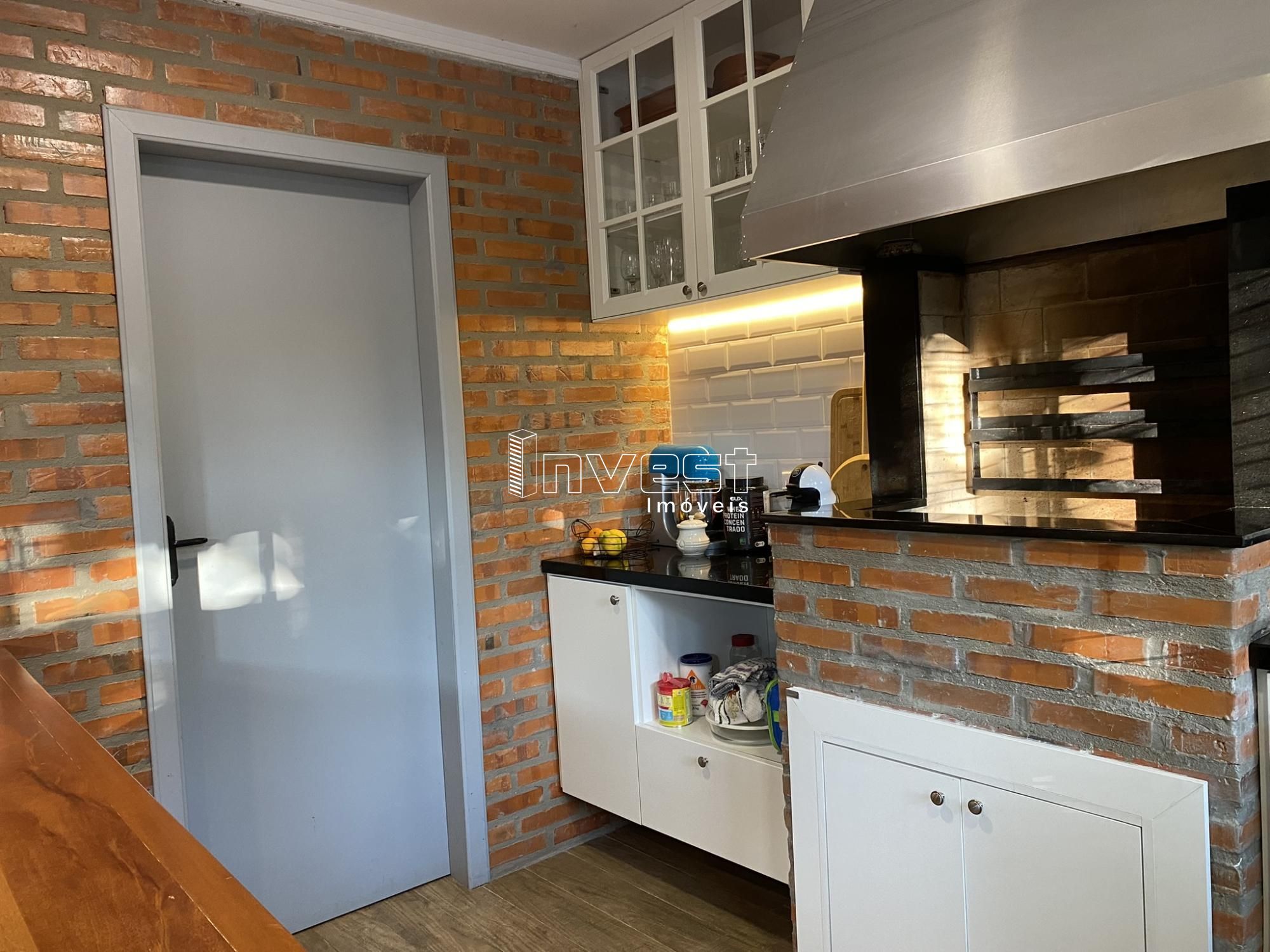 Casa à venda com 3 quartos, 202m² - Foto 14