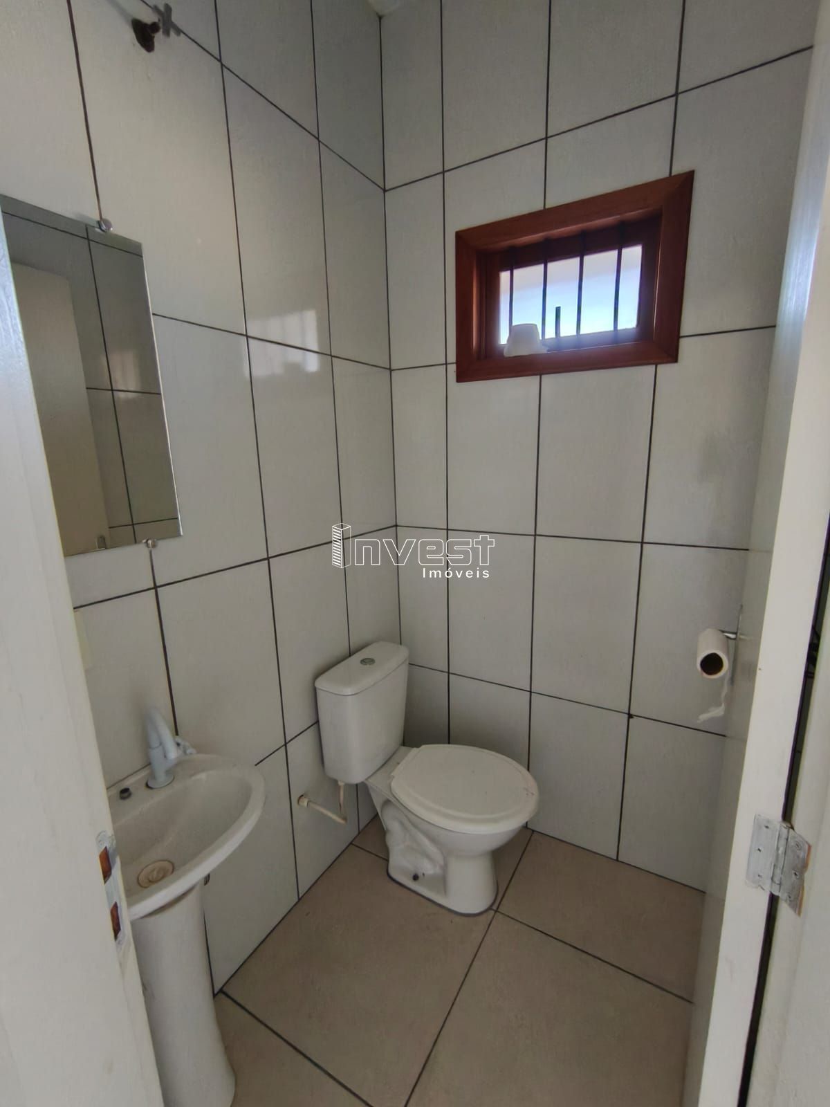 Apartamento com 2 Dormitórios à venda, 57 m² por R$ 200.000,00 Apartamento com 2 Dormitórios à venda, 57 m² por R$ 200.000,00