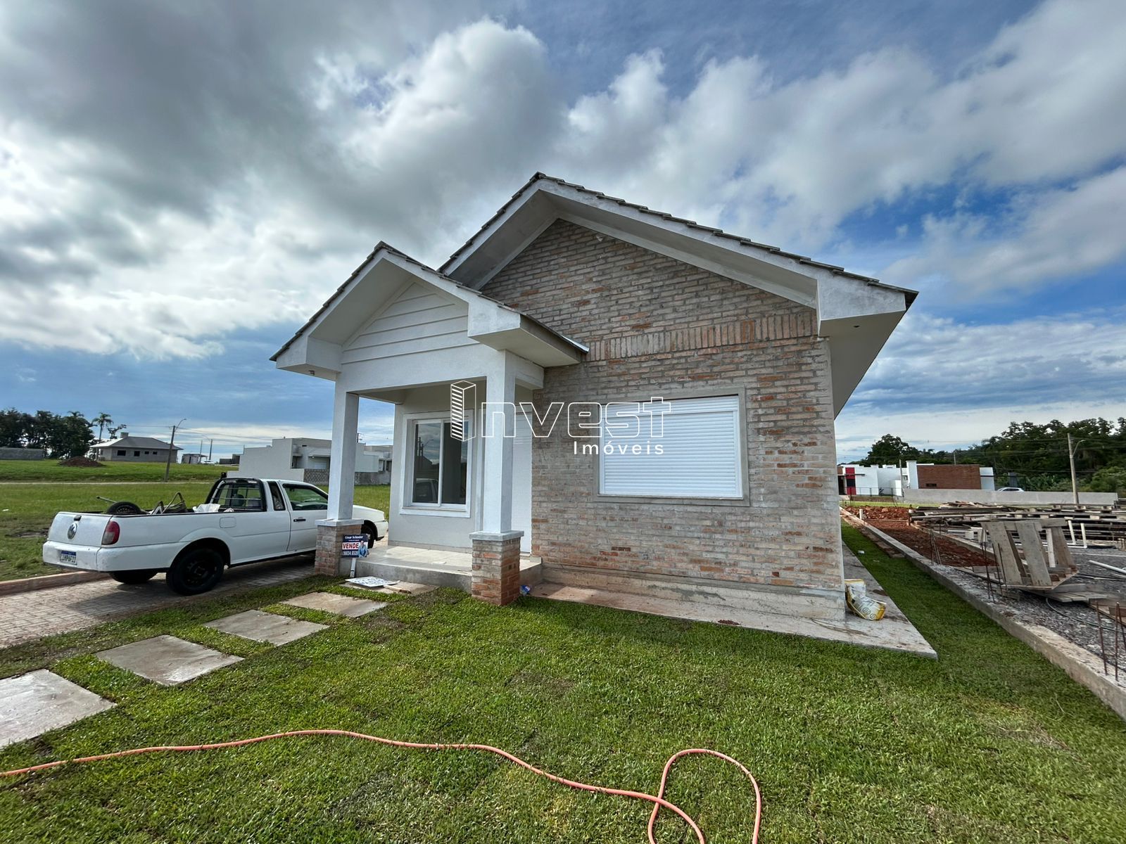 Casa à venda  no Linha Santa Cruz - Santa Cruz do Sul, RS. Imóveis