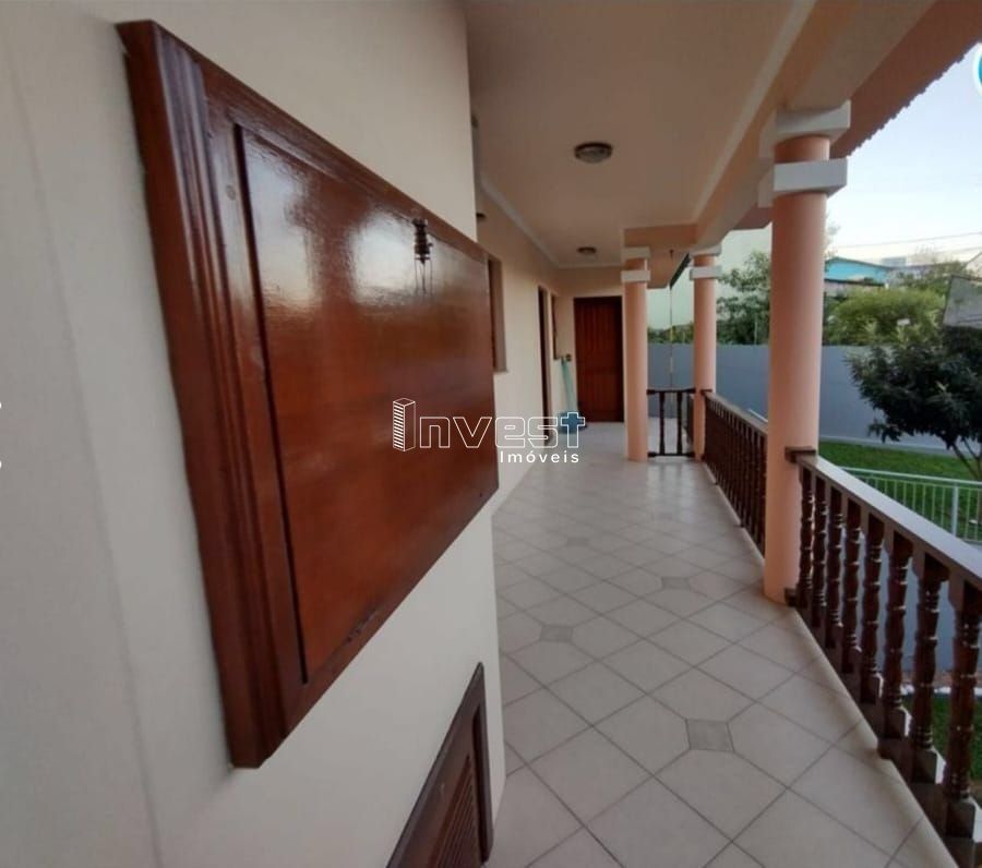 Casa à venda com 3 quartos, 325m² - Foto 20