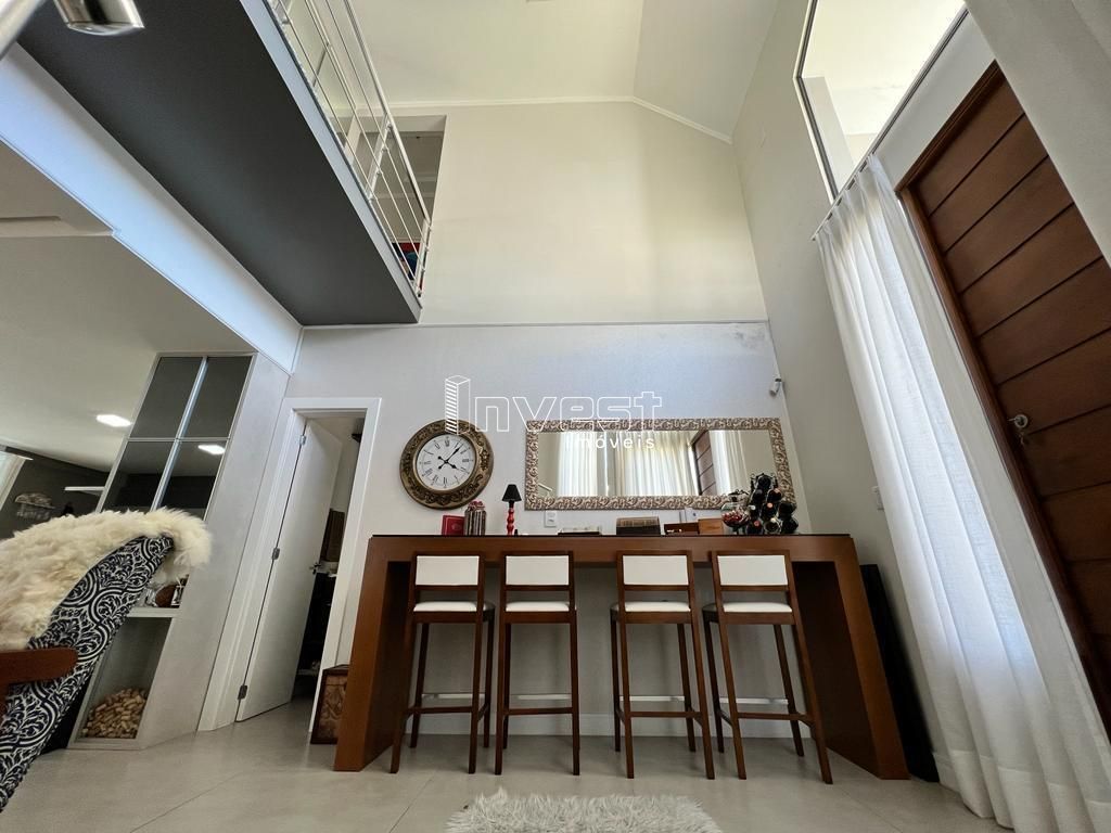 Casa à venda com 3 quartos, 210m² - Foto 25