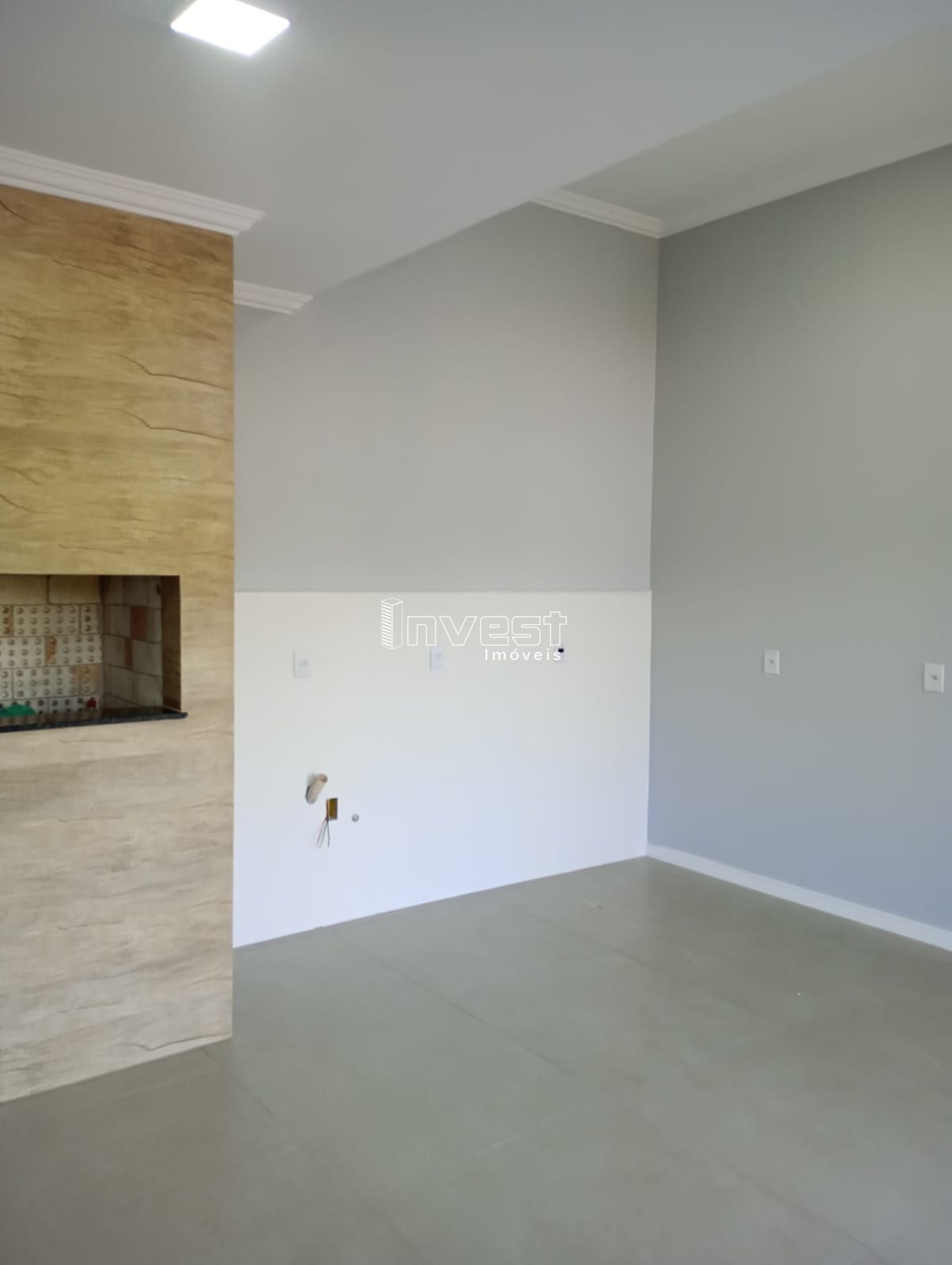 Casa à venda com 2 quartos, 70m² - Foto 4