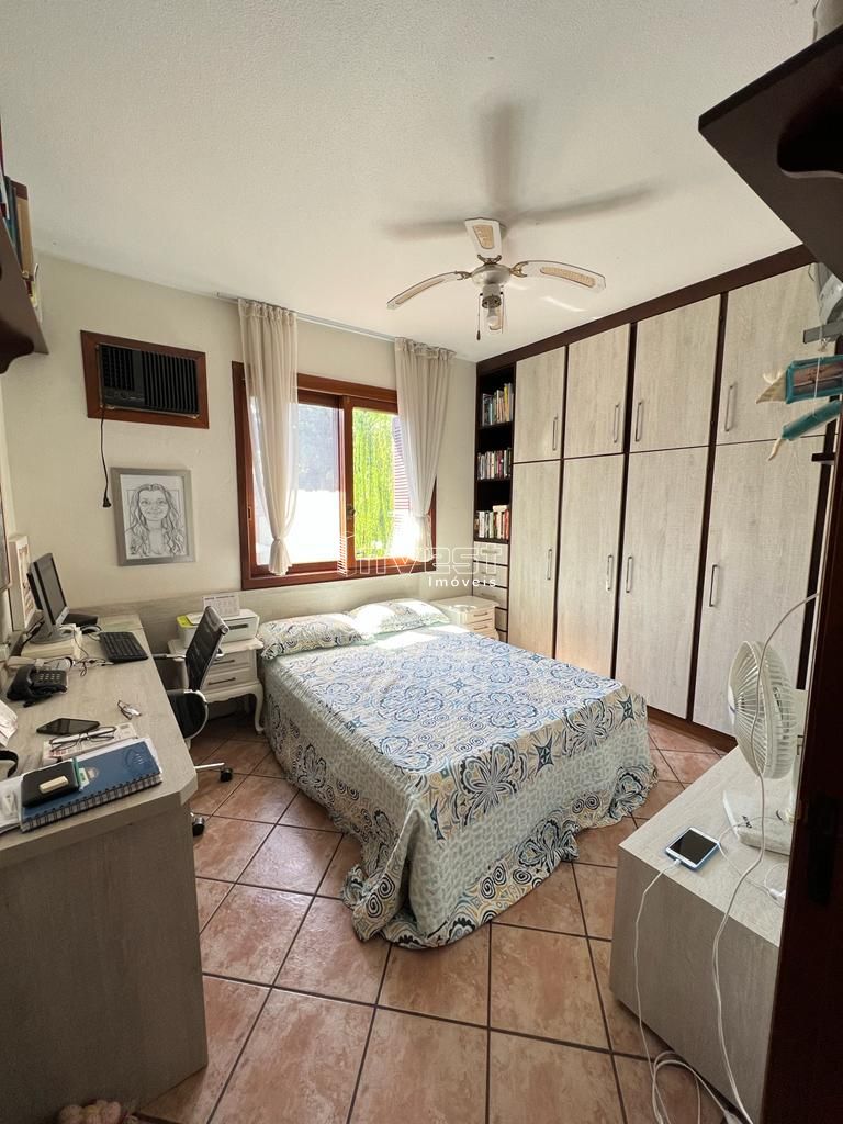 Casa à venda com 4 quartos, 260m² - Foto 17