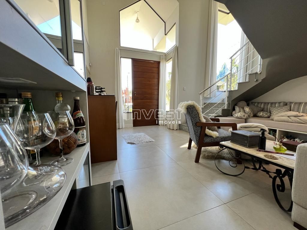 Casa à venda com 3 quartos, 210m² - Foto 18