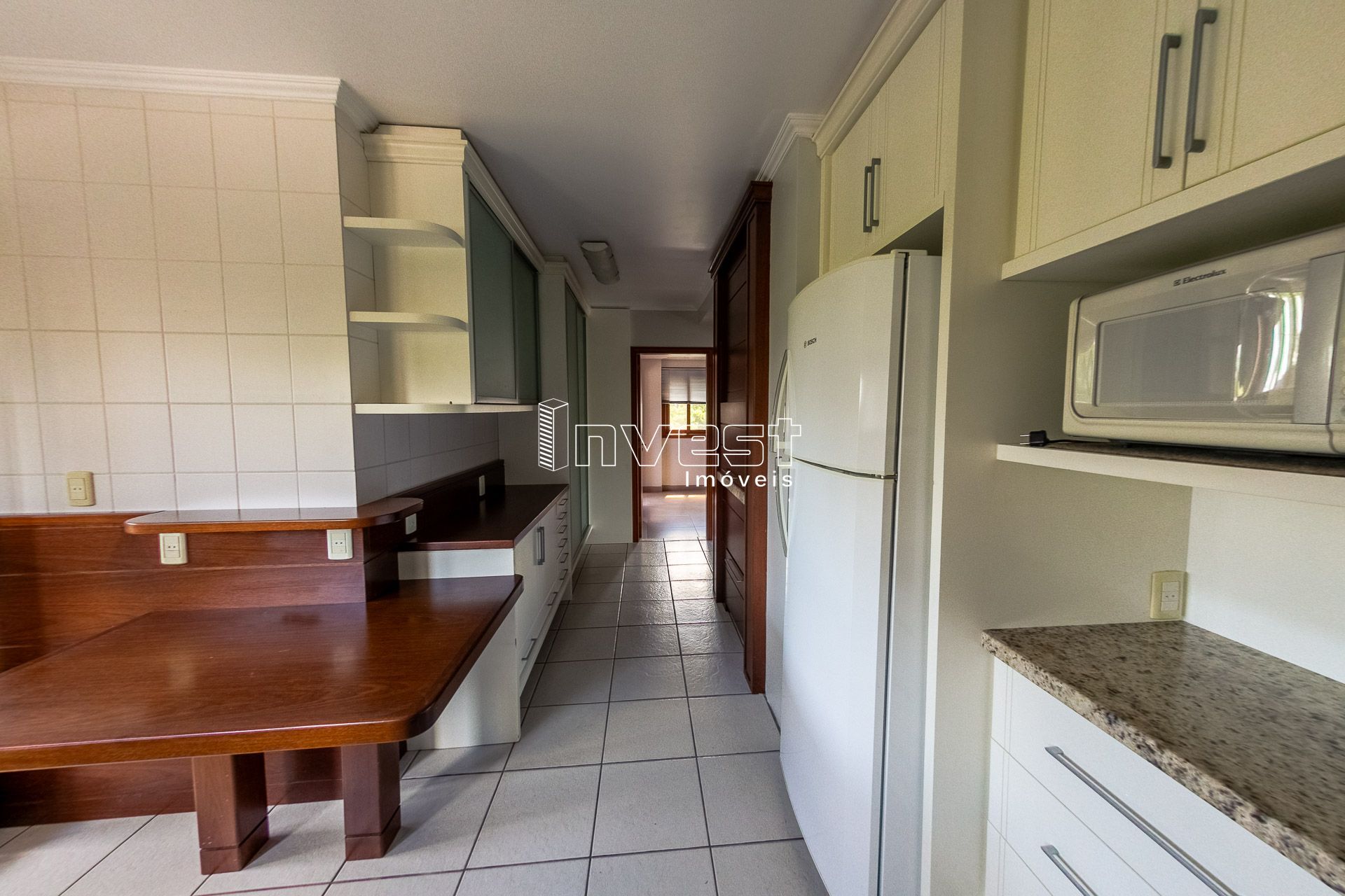 Apartamento à venda com 3 quartos, 199m² - Foto 19