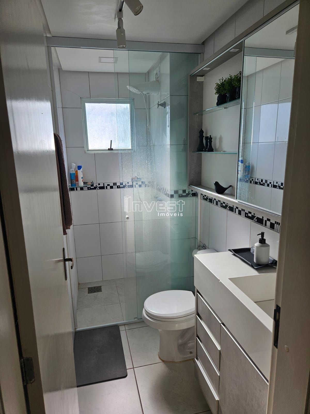 Apartamento com 2 Dormitórios à venda, 63 m² por R$ 460.000,00 Apartamento com 2 Dormitórios à venda, 63 m² por R$ 460.000,00