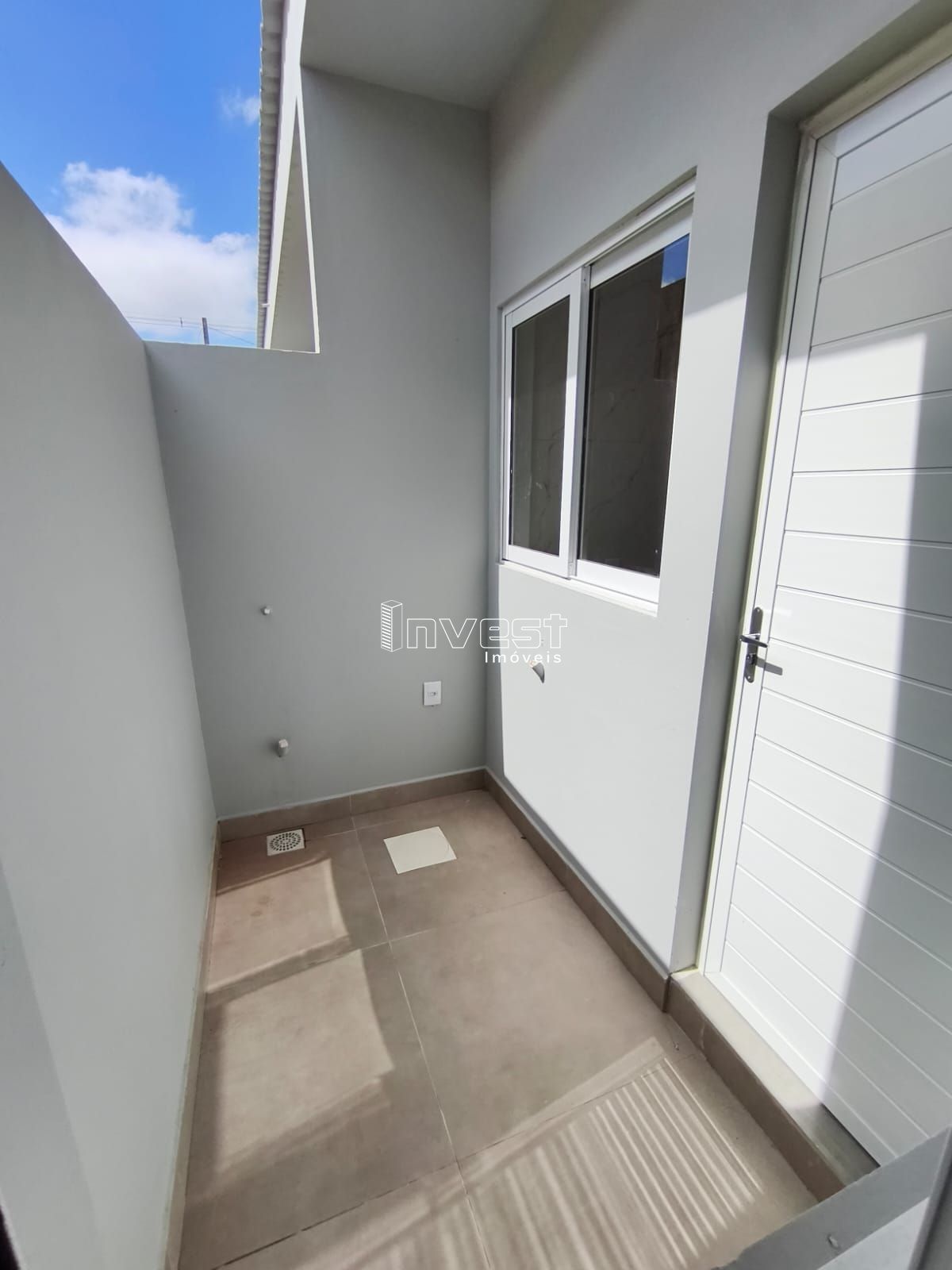 Casa com 2 Dormitórios à venda, 64 m² por R$ 245.000,00 Casa com 2 Dormitórios à venda, 64 m² por R$ 245.000,00