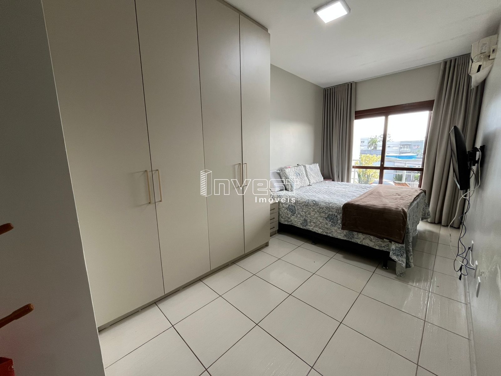 Apartamento com 2 Dormitórios à venda, 88 m² por R$ 424.000,00 Apartamento com 2 Dormitórios à venda, 88 m² por R$ 424.000,00