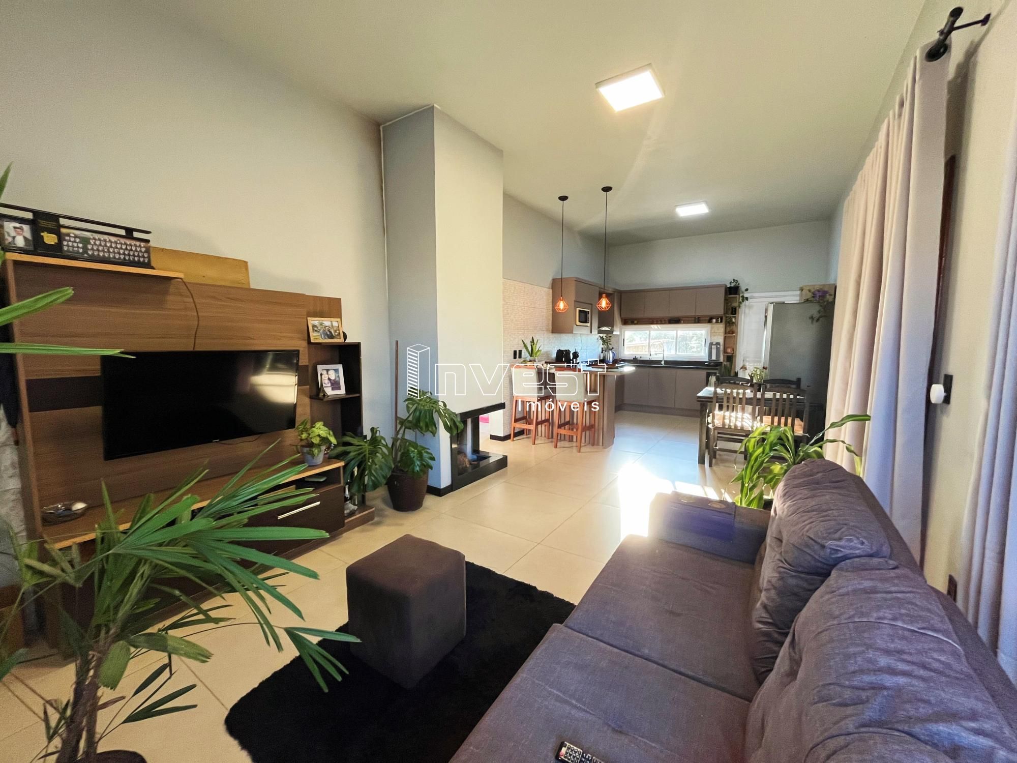 Casa à venda com 1 quarto, 90m² - Foto 1