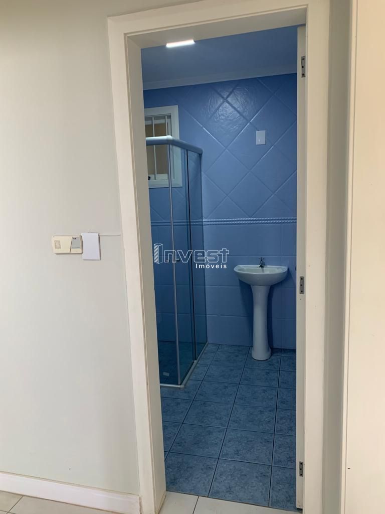 Casa à venda com 3 quartos, 217m² - Foto 12