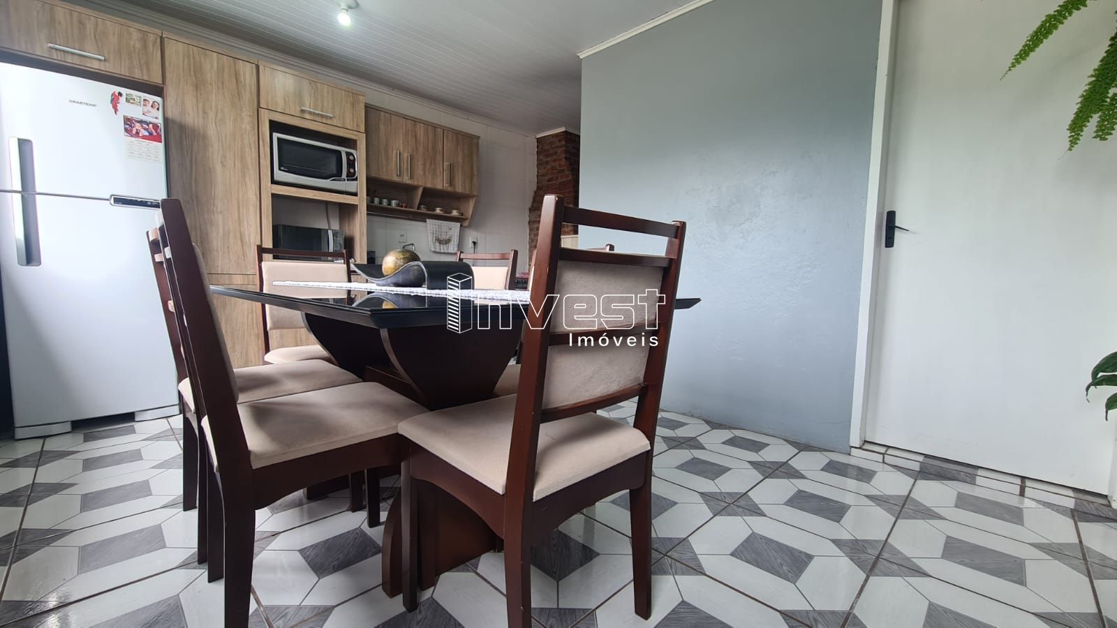 Casa à venda com 3 quartos, 114m² - Foto 4