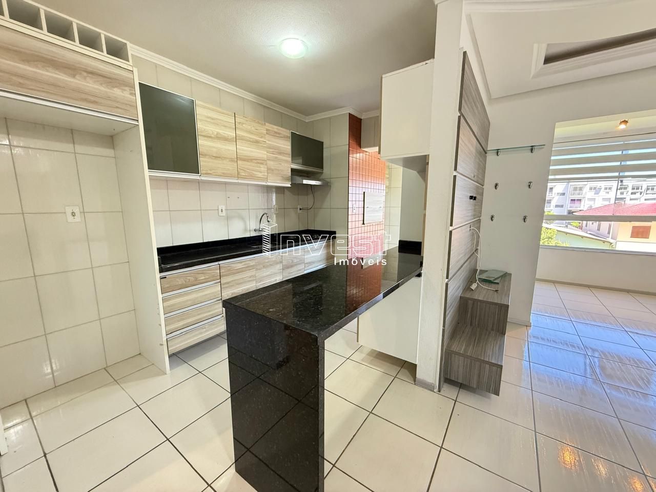 Apartamento com 2 Dormitórios à venda, 76 m² por R$ 370.000,00 Apartamento com 2 Dormitórios à venda, 76 m² por R$ 370.000,00