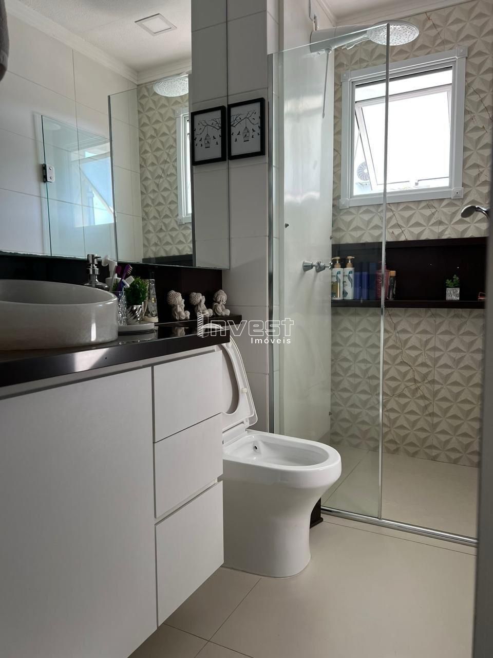 Apartamento com 2 Dormitórios à venda, 73 m² por R$ 590.000,00 Apartamento com 2 Dormitórios à venda, 73 m² por R$ 590.000,00