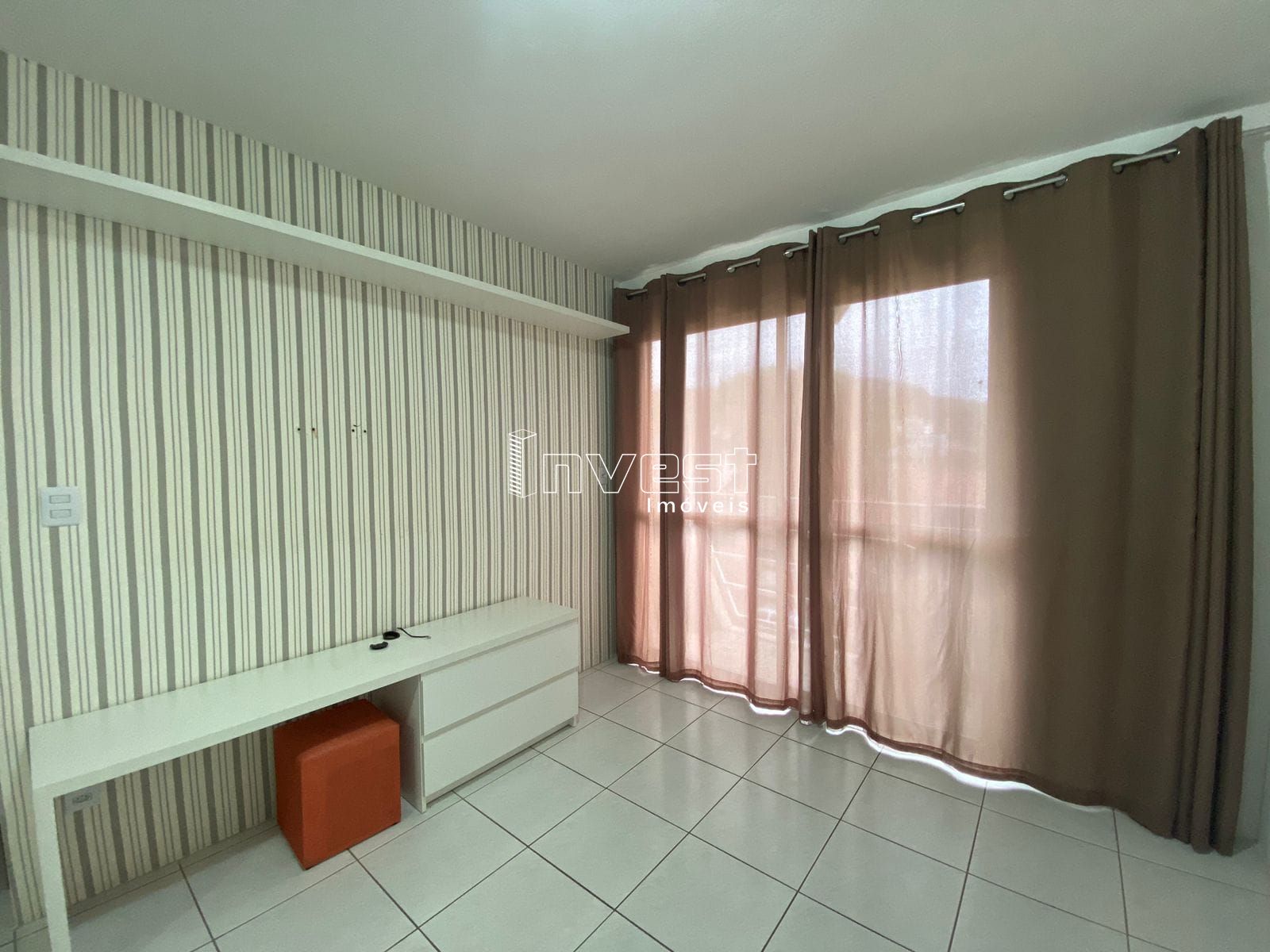 Apartamento à venda com 3 quartos, 77m² - Foto 4