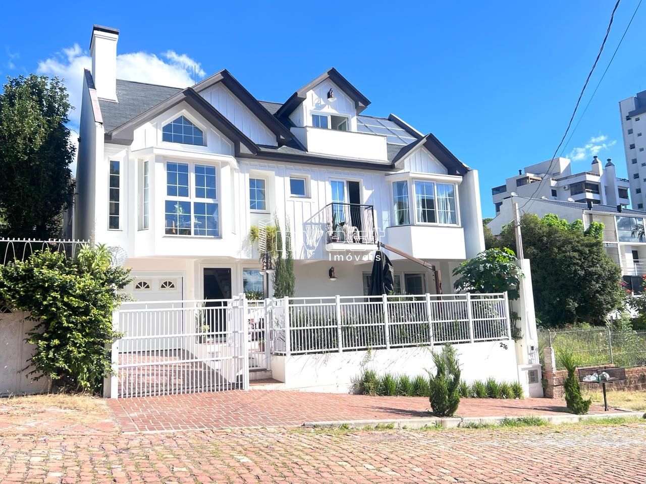 Casa, 4 quartos, 245 m² - Foto 33