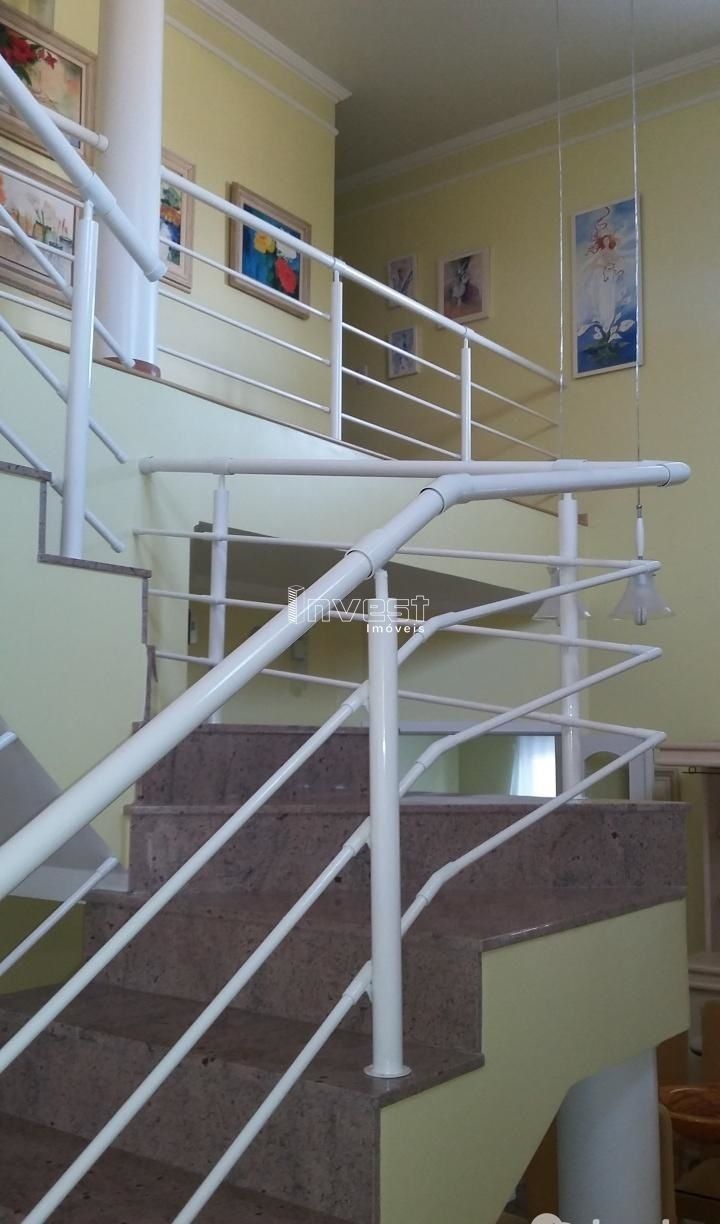 Casa, 4 quartos, 239 m² - Foto 13
