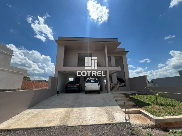 Casa para venda 3 dormitórios sendo 2 suítes, 2 vagas de garagem situada no Bair