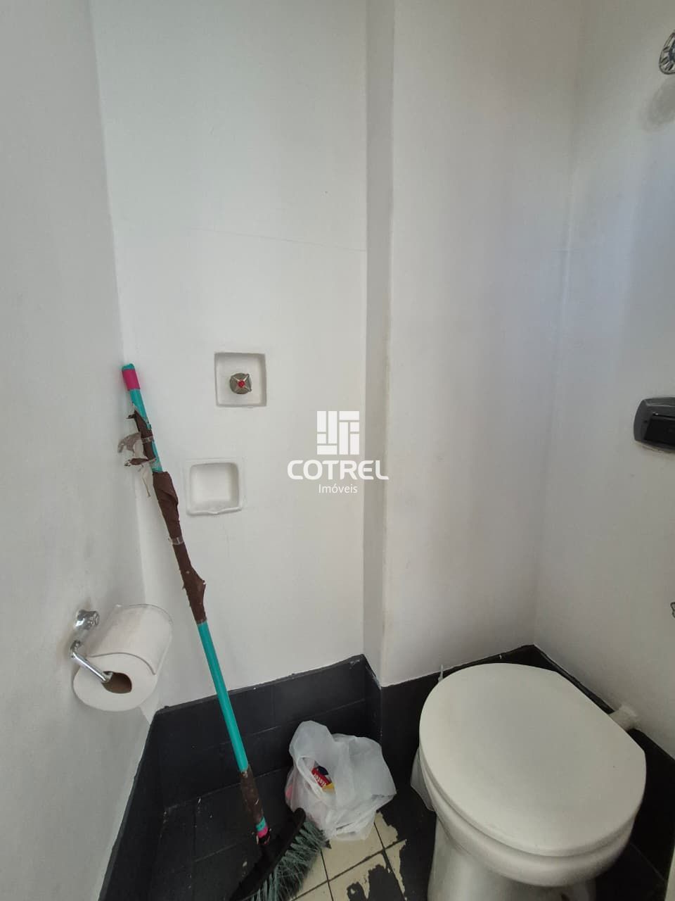 Apartamento para Locação 2 dormitórios no bairro Centro em Santa Maria - RS