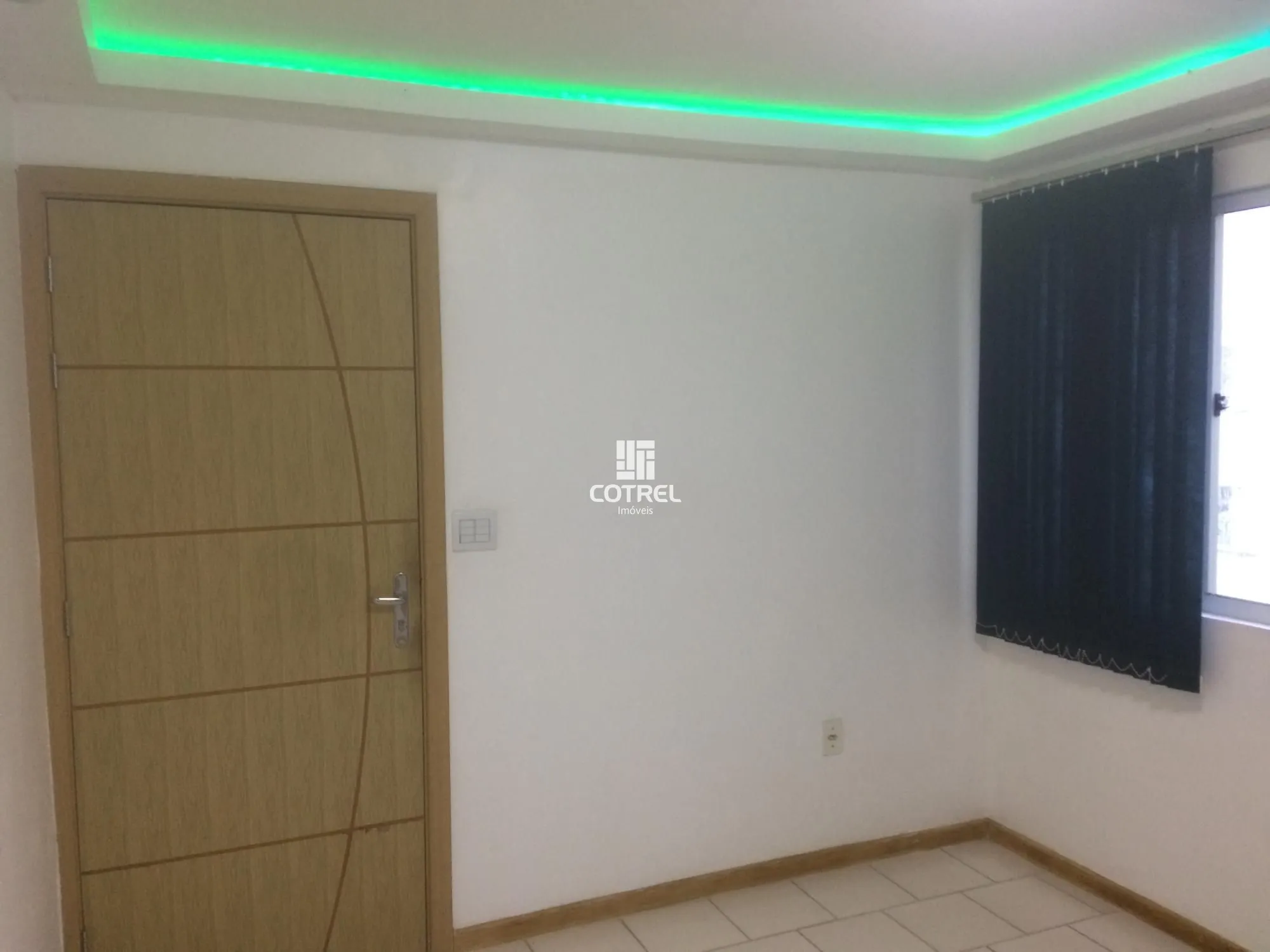 EM DESOCUPAÇÃO! Apartamento para Locação 2 dormitórios, situado no bairro Passo