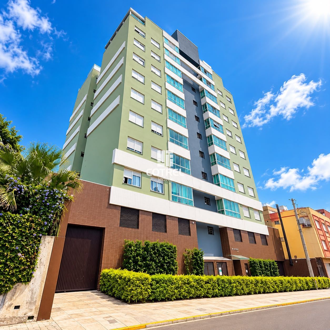 APARTAMENTO À VENDA NO MONFERRAT 3 DORMITÓRIOS COM 2 VAGAS DE GARAGEM