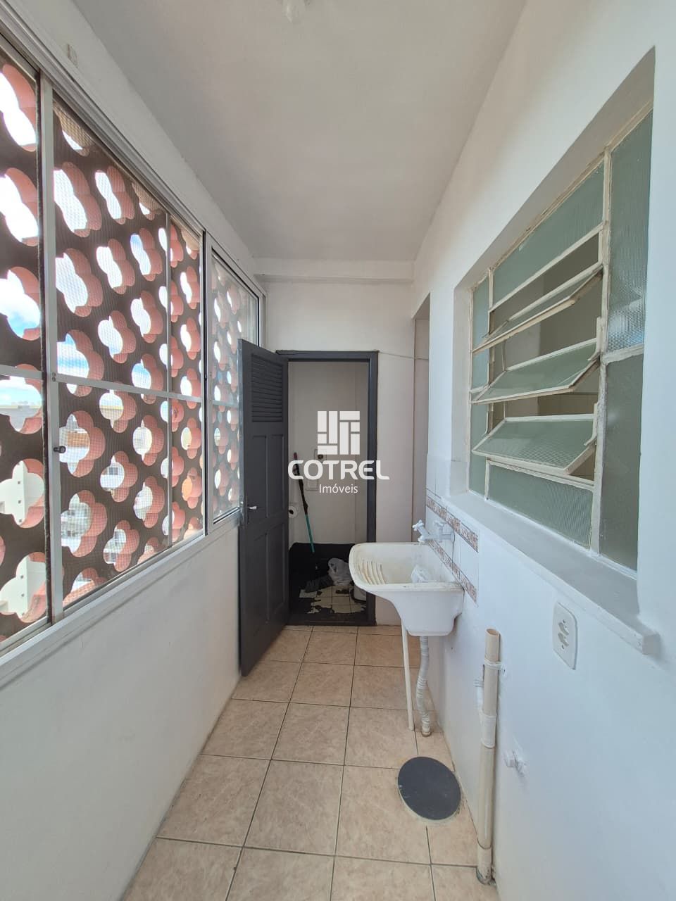 Apartamento para Locação 2 dormitórios no bairro Centro em Santa Maria - RS