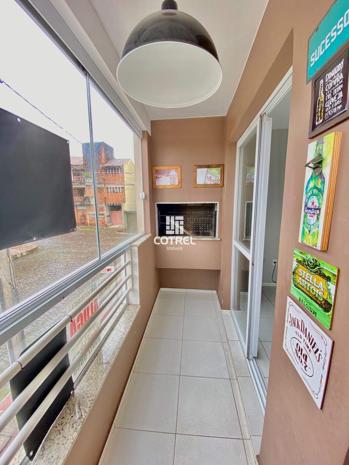 Apartamento para venda e locação com 3 dormitórios 1 sendo suíte, situado no Bai