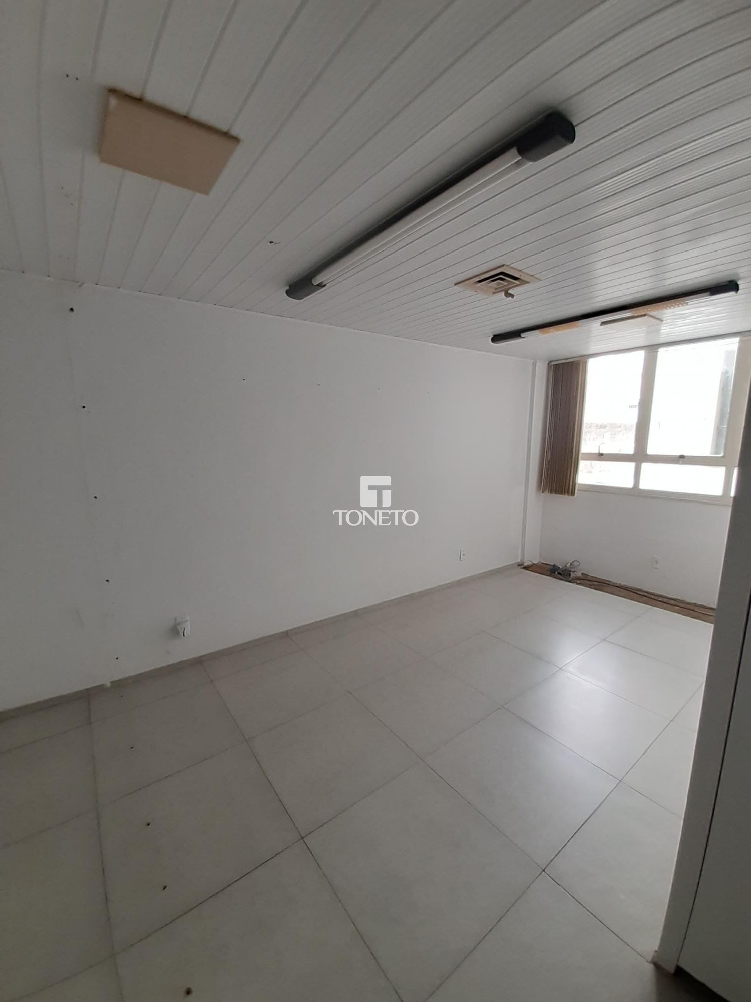 Conjunto Comercial-Sala à venda com 2 quartos, 98m² - Foto 4